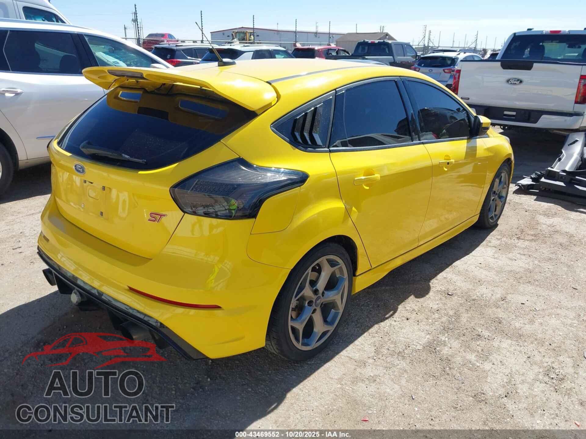 FORD FOCUS ST 2017 - 1FADP3L99HL220603