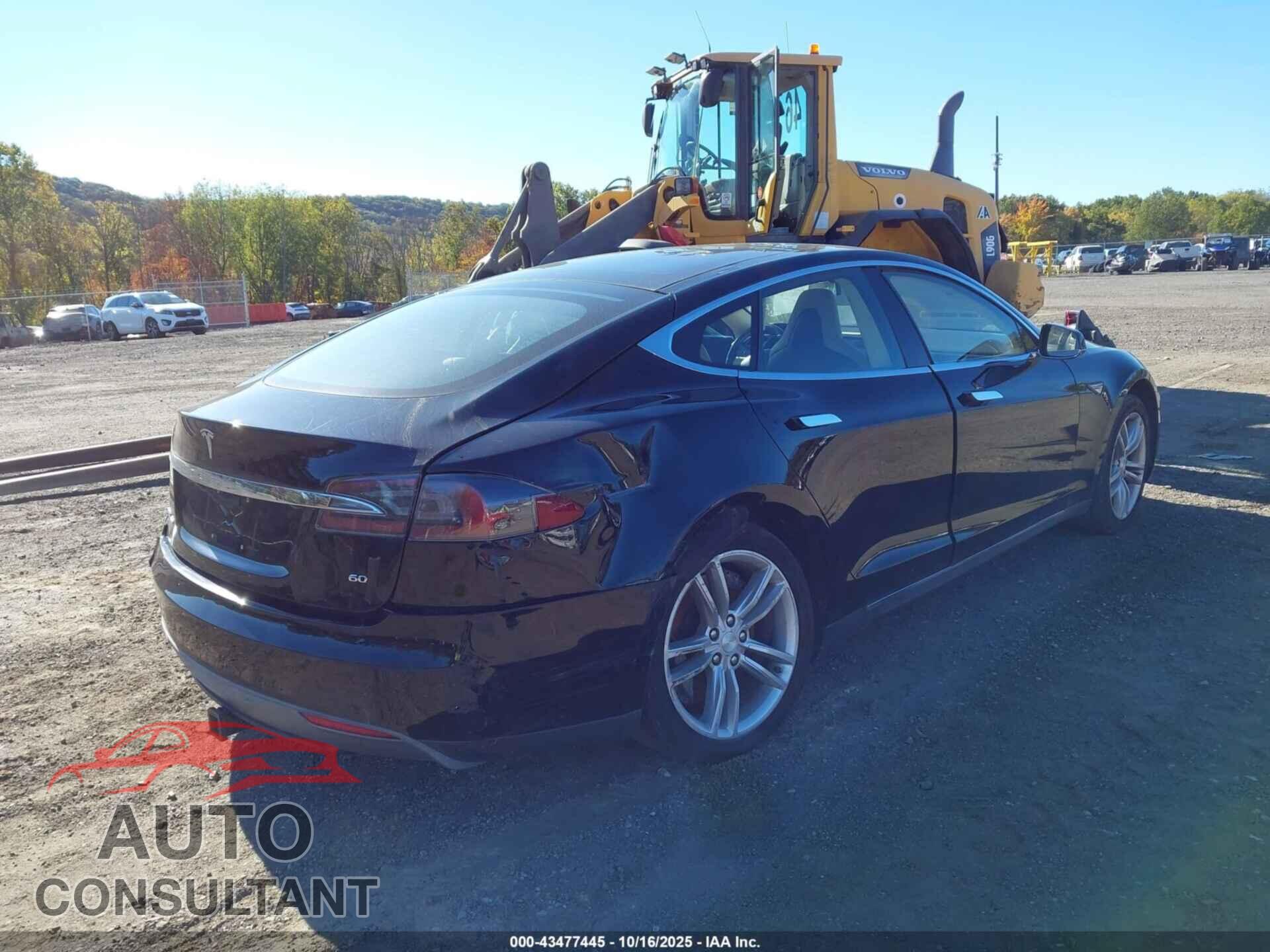TESLA MODEL S 2013 - 5YJSA1AG7DFP11063