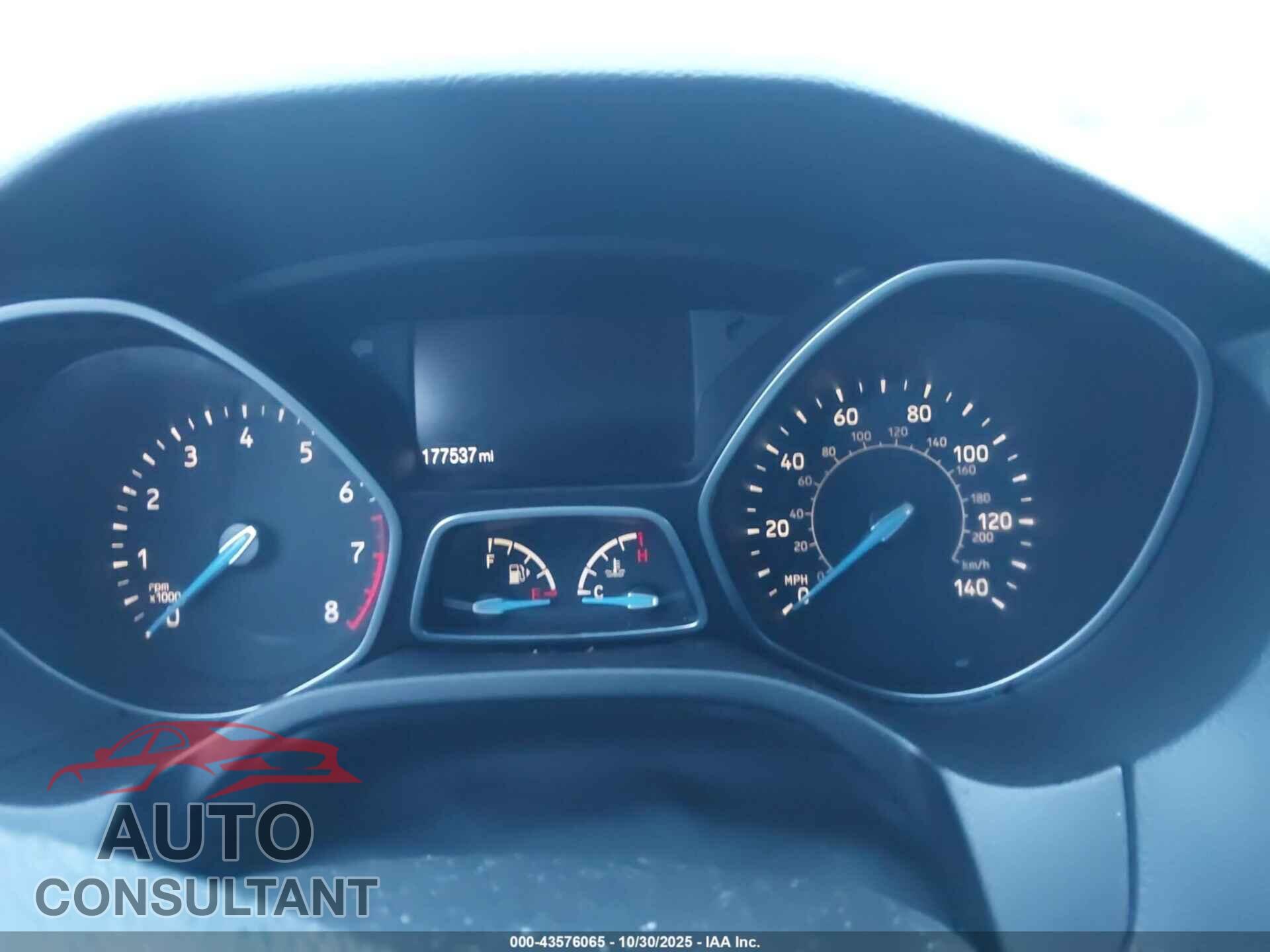 FORD FOCUS 2015 - 1FADP3F24FL375765