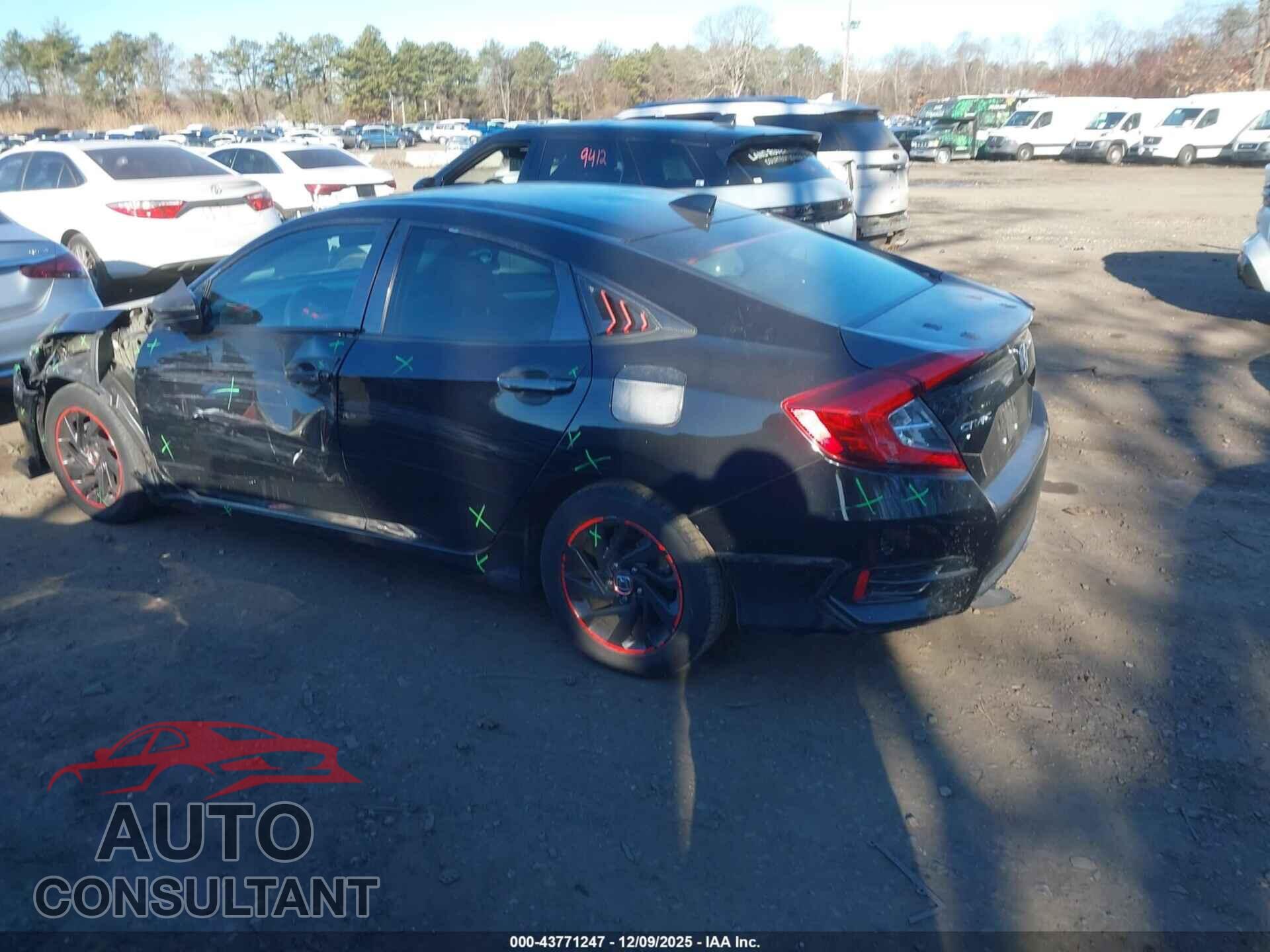HONDA CIVIC 2018 - 2HGFC2F71JH558570