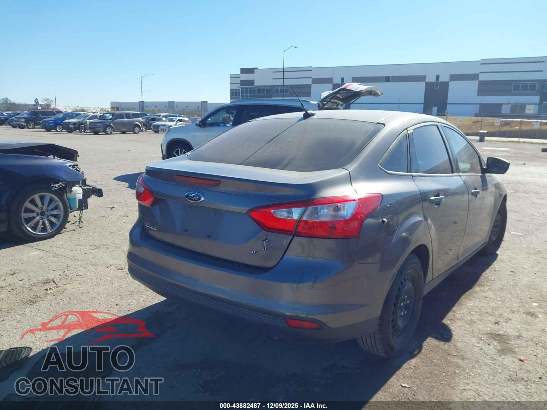 FORD FOCUS 2012 - 1FAHP3F26CL262039