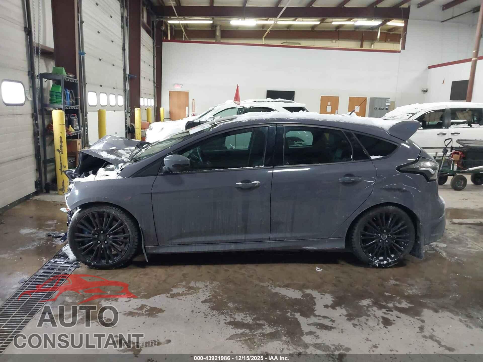 FORD FOCUS RS 2016 - WF0DP3TH1G4115741