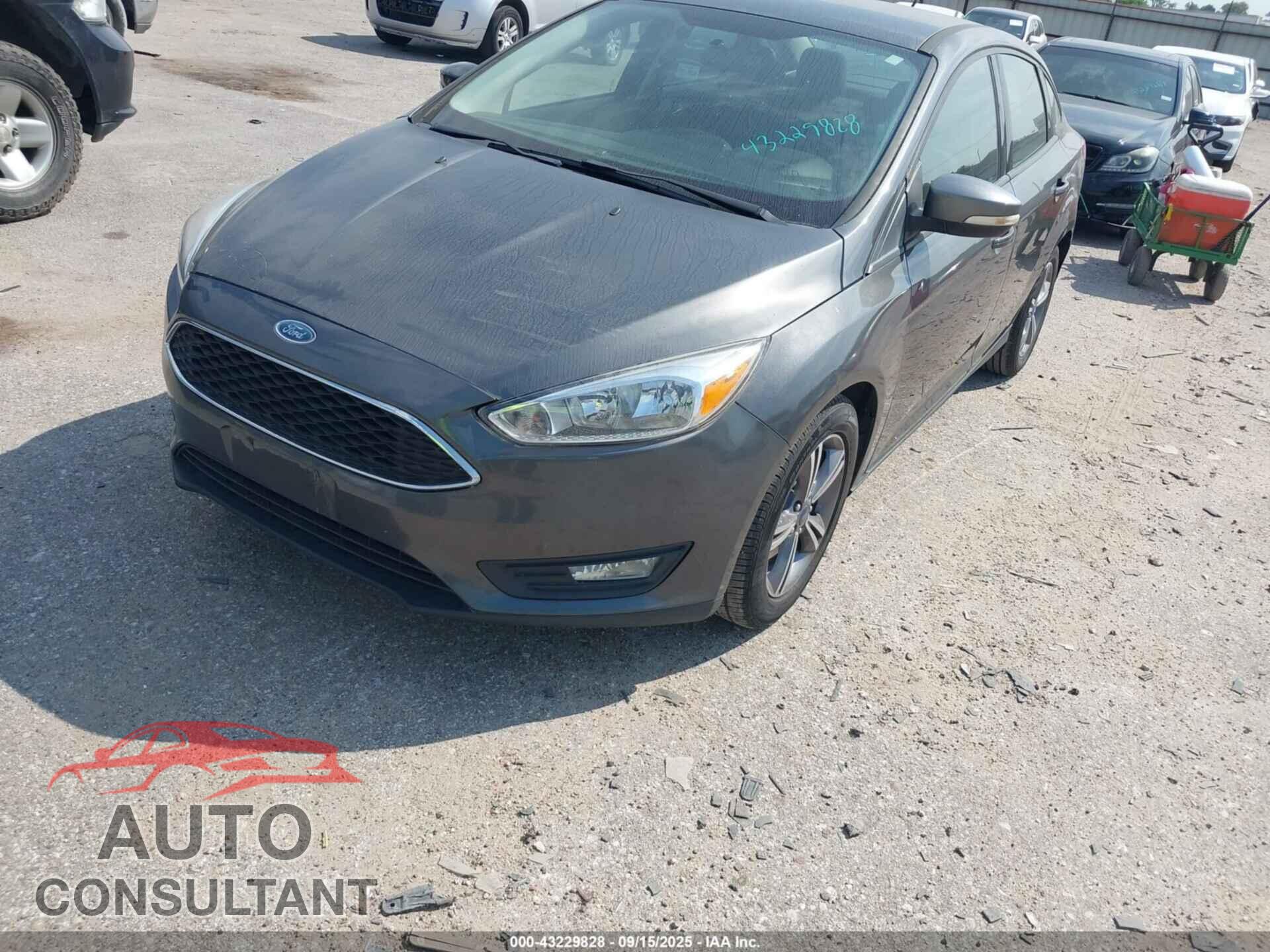 FORD FOCUS 2017 - 1FADP3F27HL219271