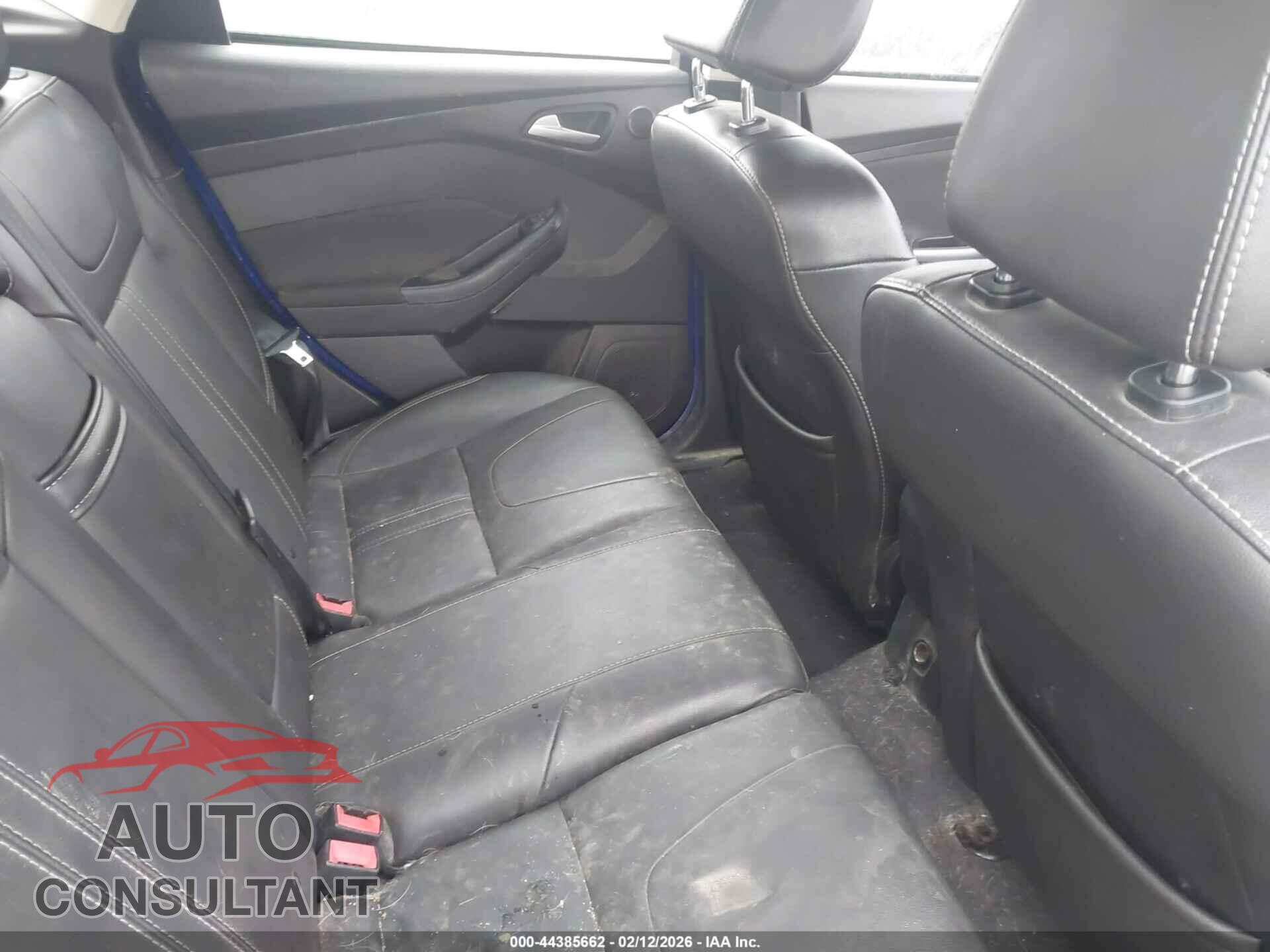 FORD FOCUS 2013 - 1FADP3N26DL270319