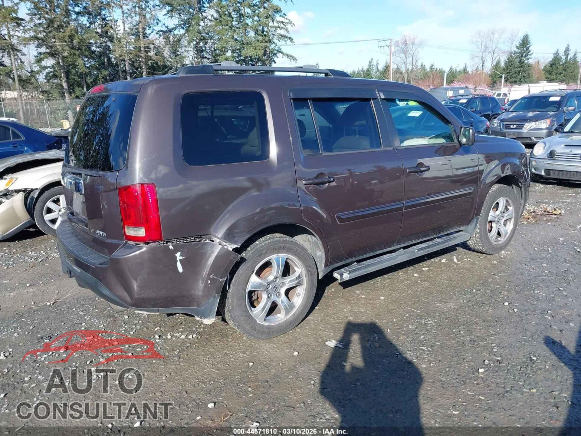 HONDA PILOT 2014 - 5FNYF4H54EB002755