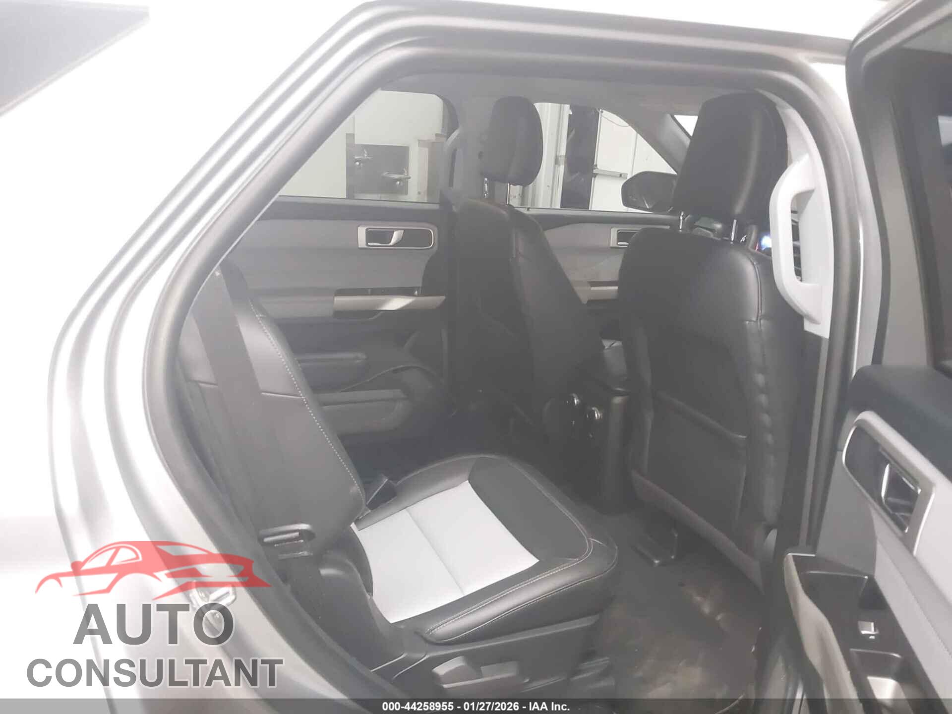 FORD EXPLORER 2023 - 1FMSK7DH5PGC23109