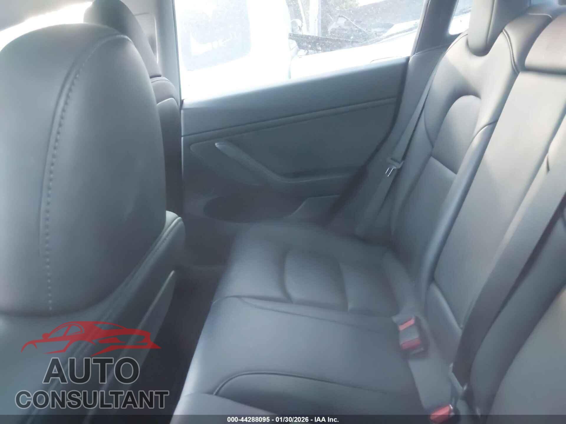 TESLA MODEL 3 2023 - 5YJ3E1EA6PF552751