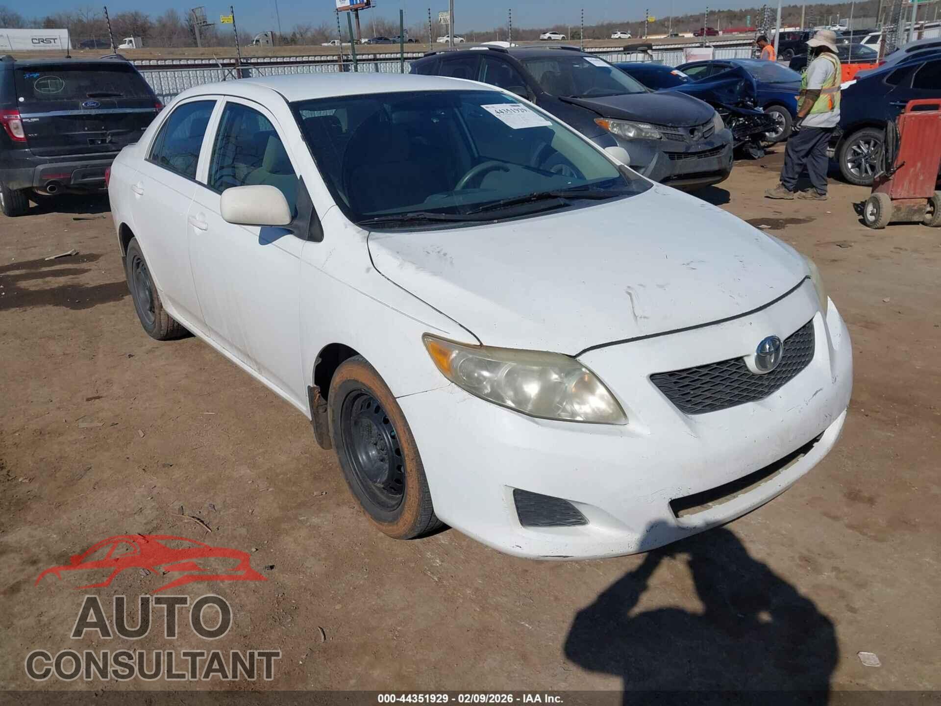 TOYOTA COROLLA 2009 - JTDBL40E199039210
