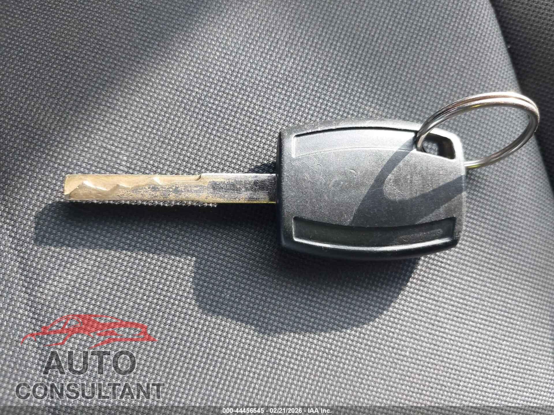 FORD ESCAPE 2016 - 1FMCU0F76GUC42005