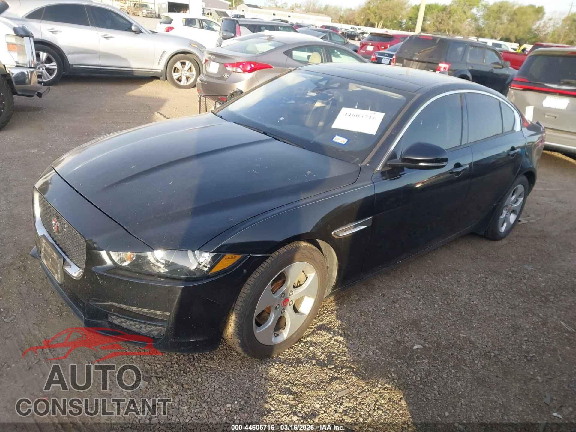 JAGUAR XE 2018 - SAJAR4FX6JCP32480