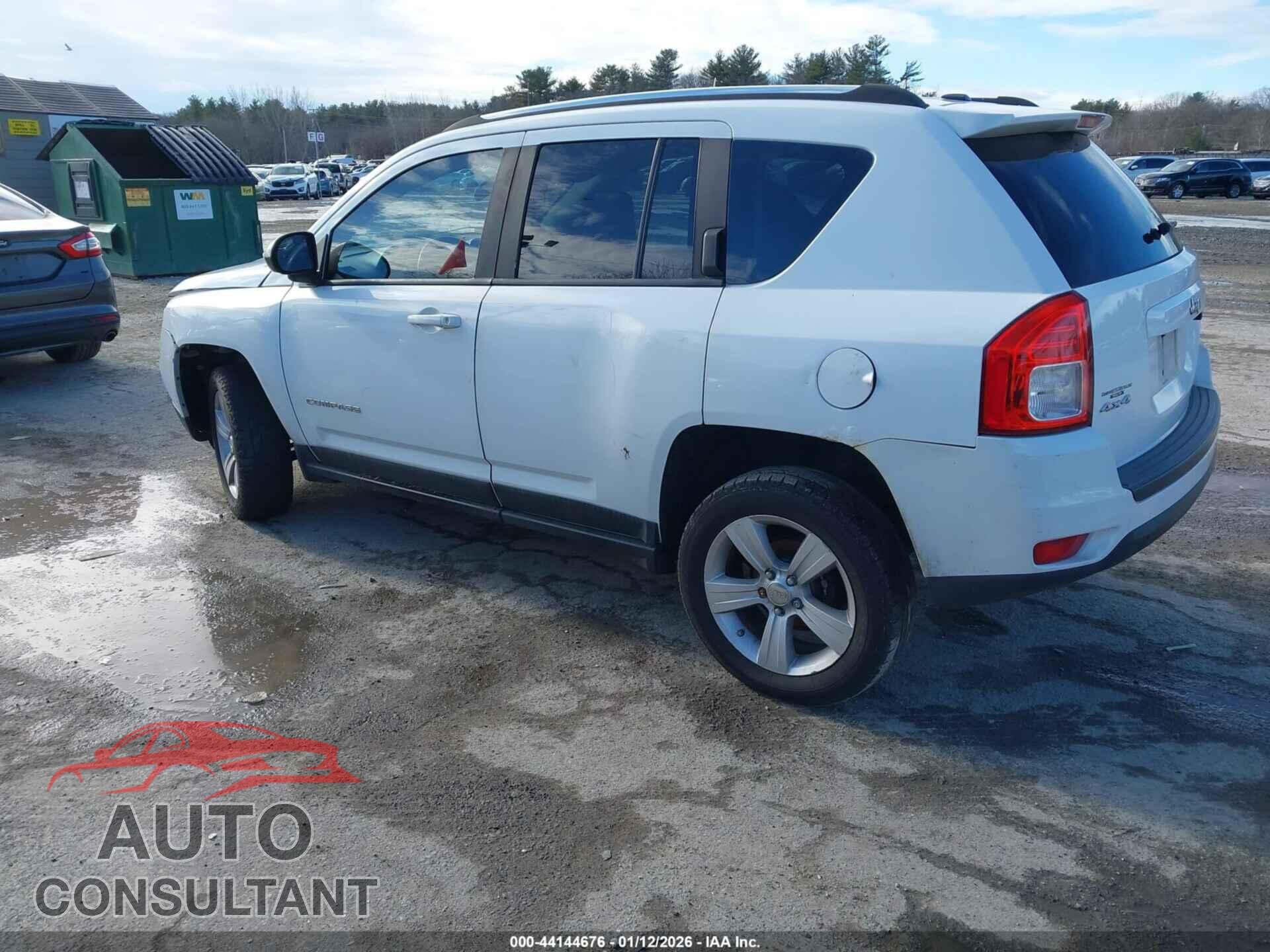 JEEP COMPASS 2011 - 1J4NF1FB5BD244672