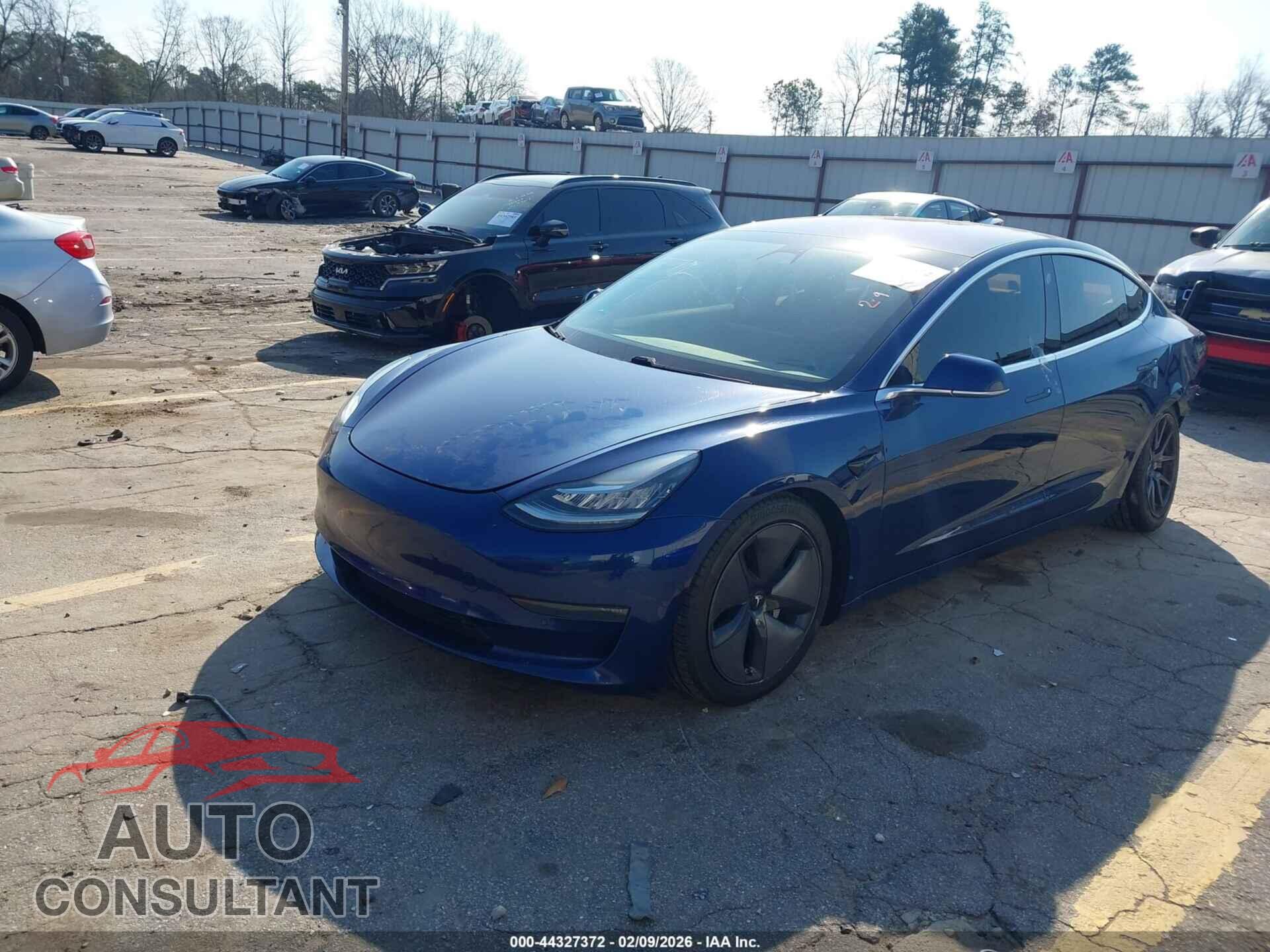TESLA MODEL 3 2018 - 5YJ3E1EA3JF005492