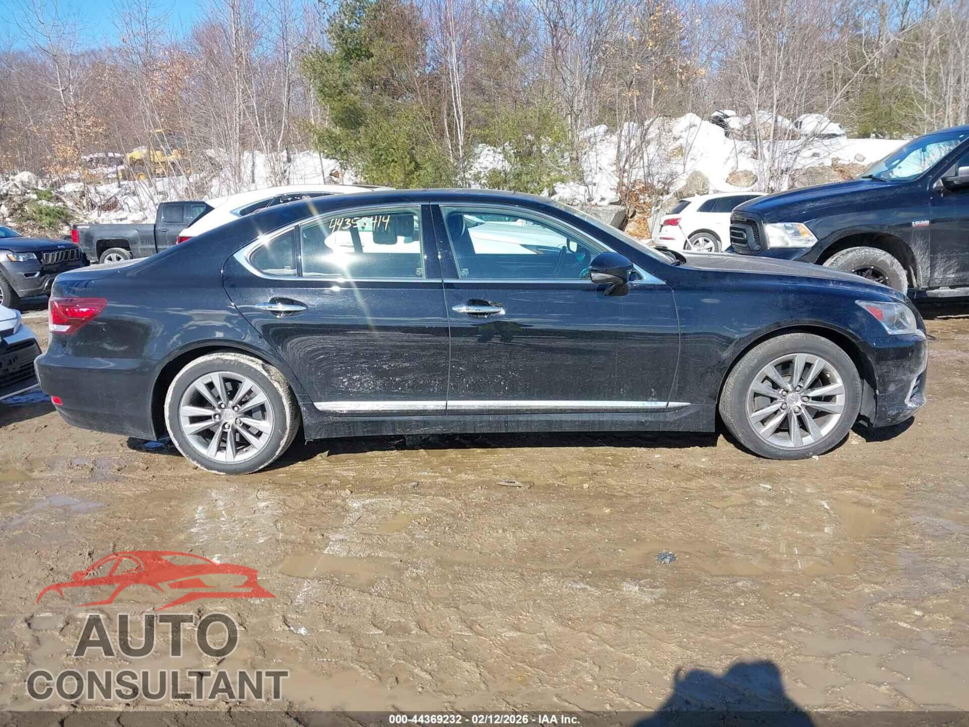 LEXUS LS 460 2013 - JTHCL5EF1D5017430