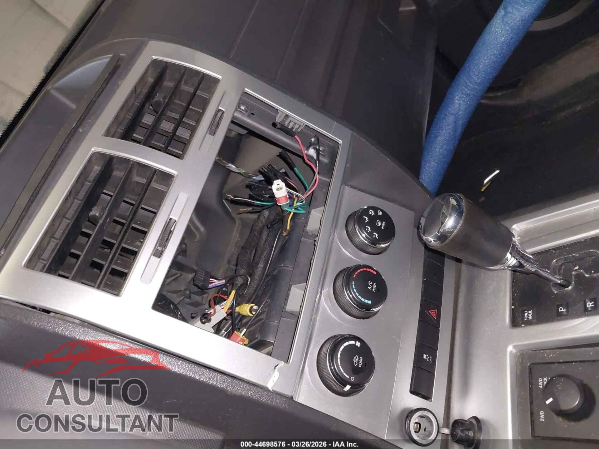 DODGE NITRO 2011 - 1D4PU5GK2BW553713