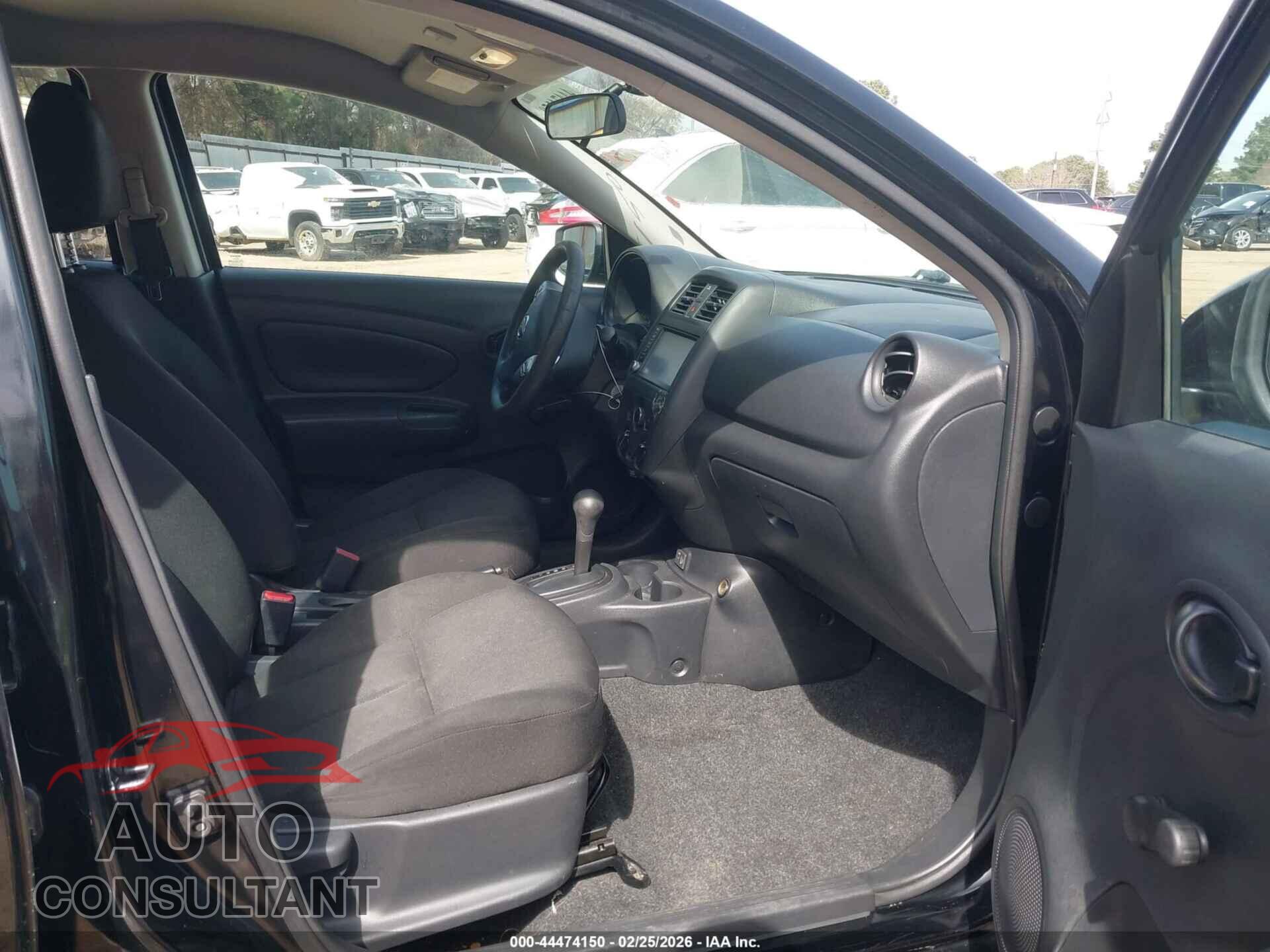 NISSAN VERSA 2019 - 3N1CN7AP3KL813506