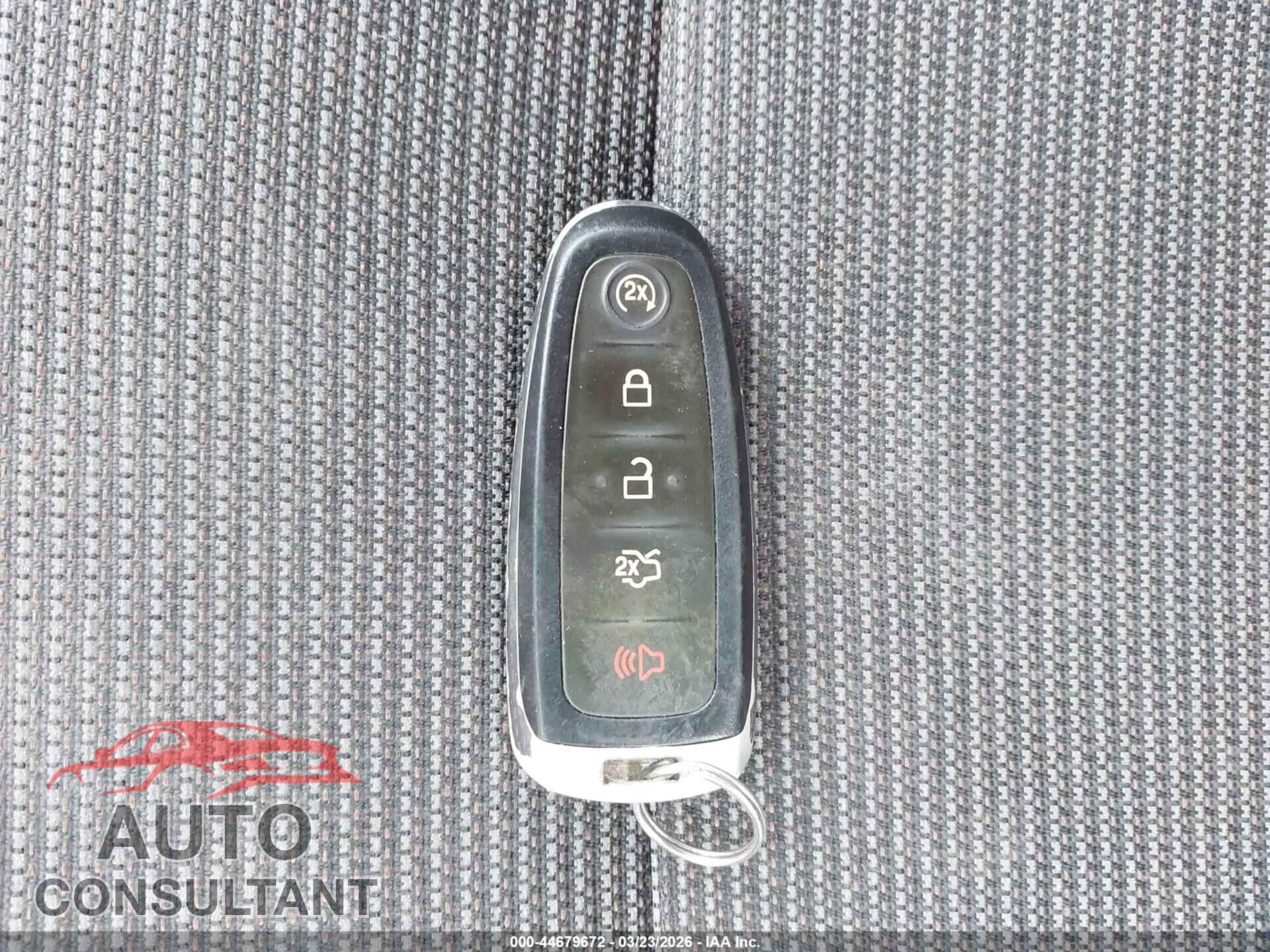 FORD TAURUS 2015 - 1FAHP2E84FG209014