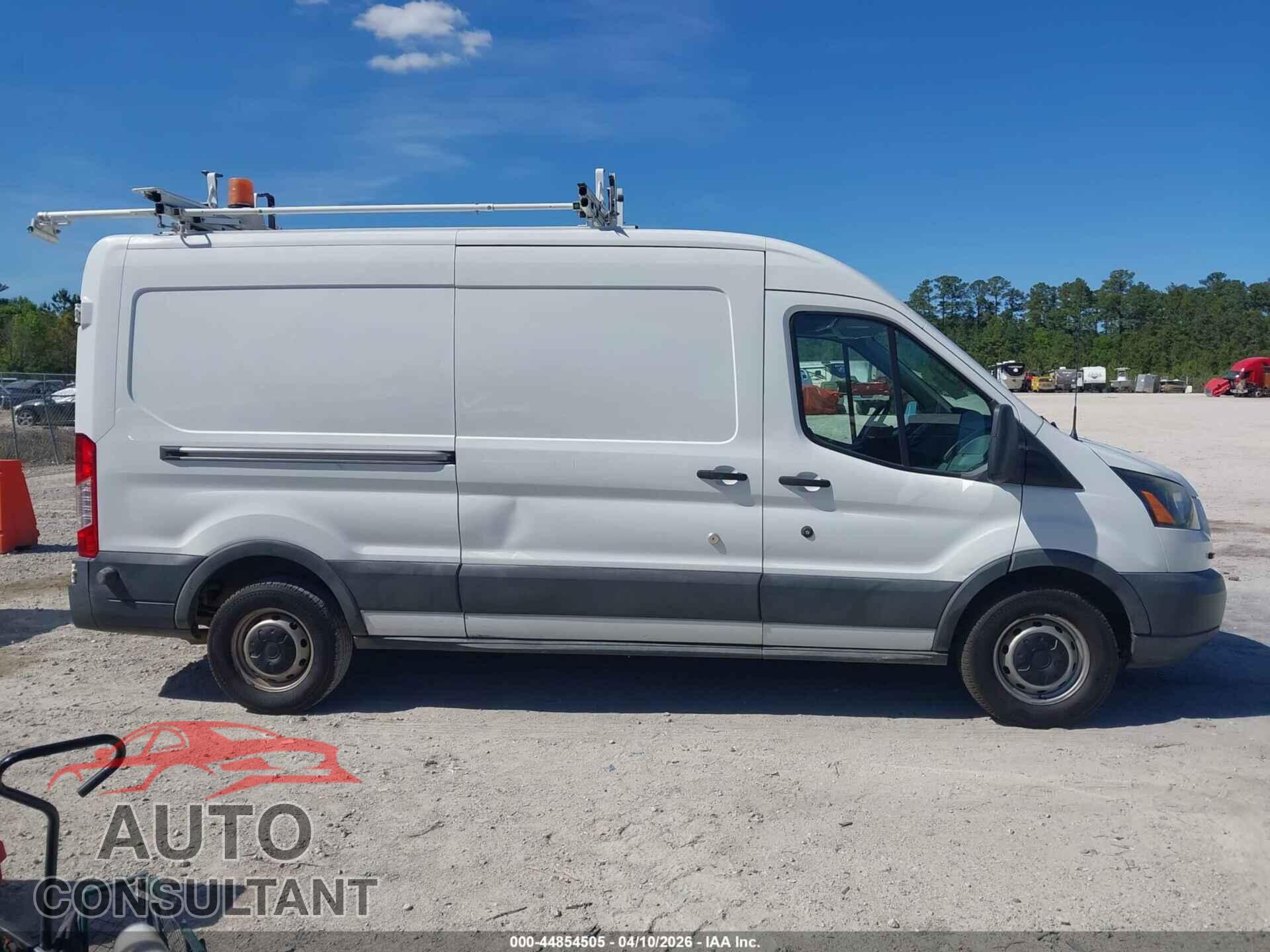 FORD TRANSIT-150 2016 - 1FTYE2CV4GKB07347