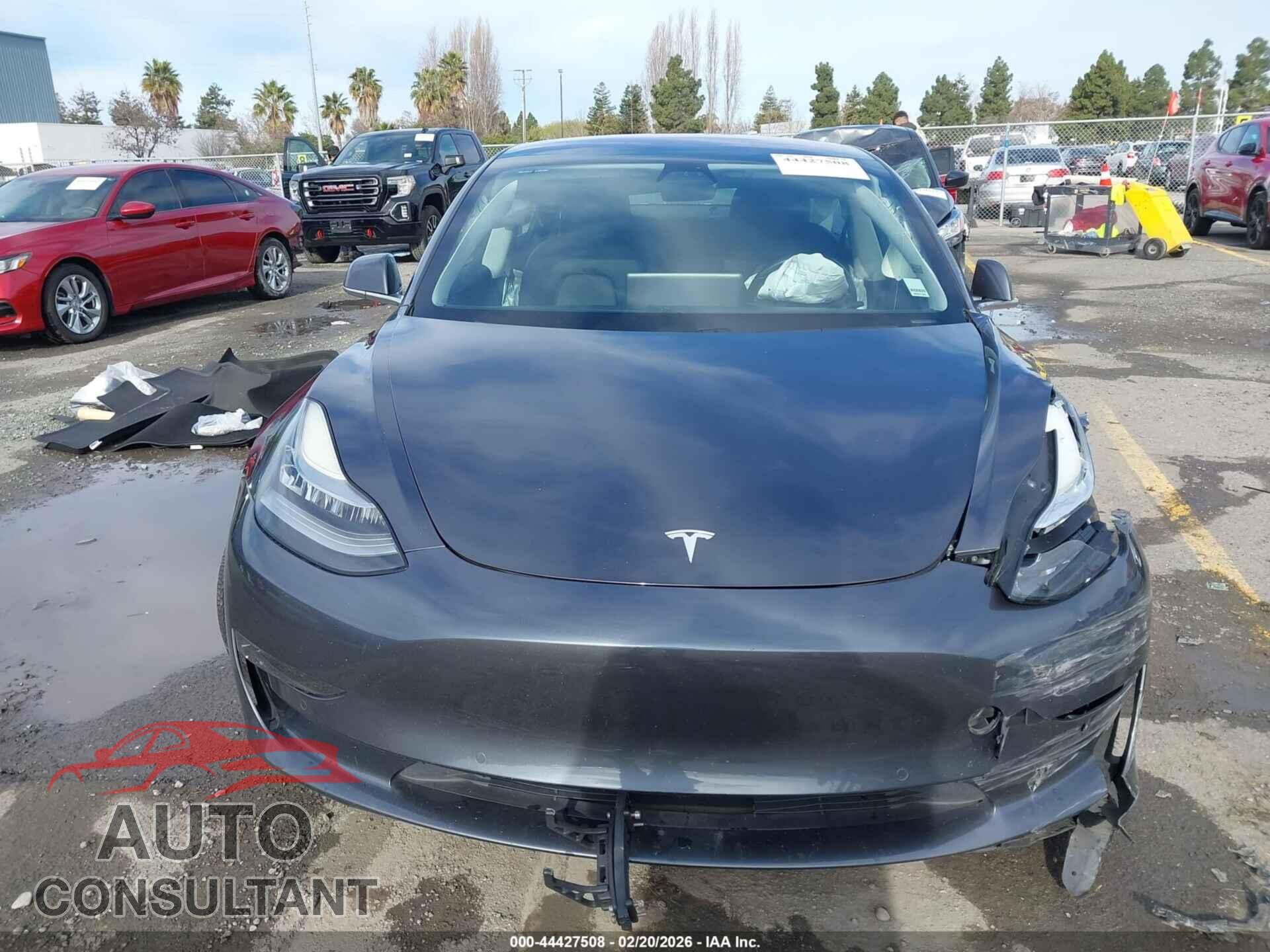 TESLA MODEL 3 2017 - 5YJ3E1EA7HF001732