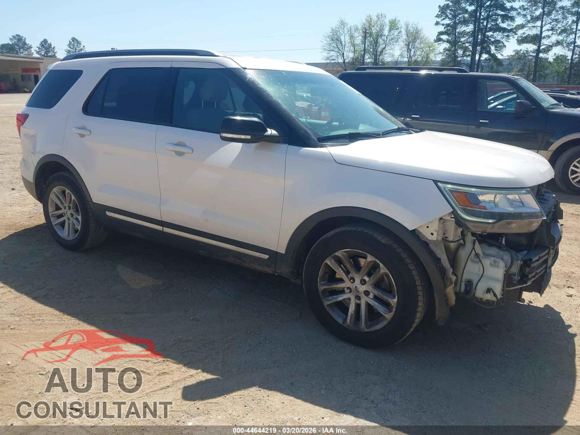 FORD EXPLORER 2017 - 1FM5K7D8XHGB45537