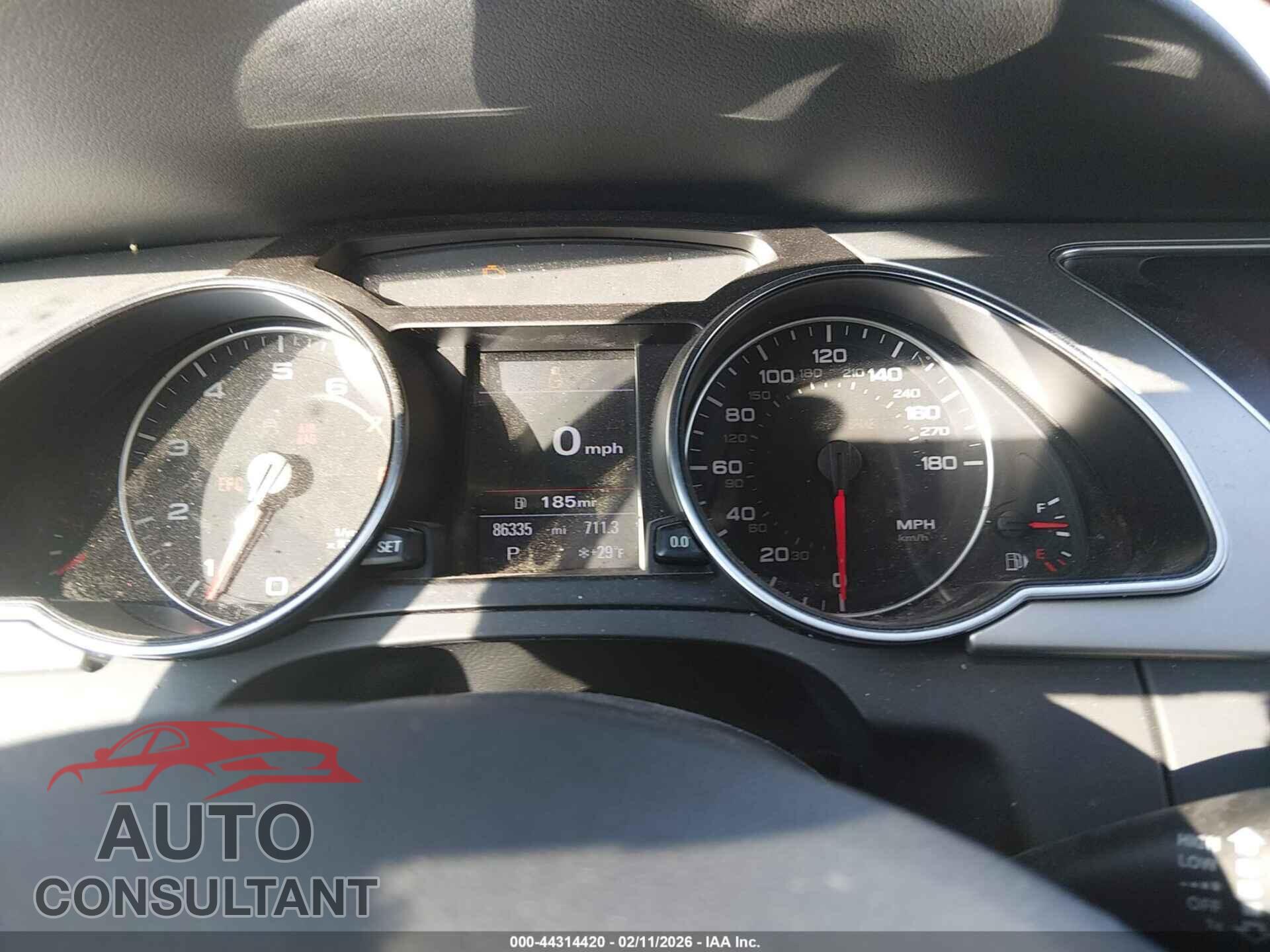 AUDI A5 2011 - WAULFAFR8BA041431