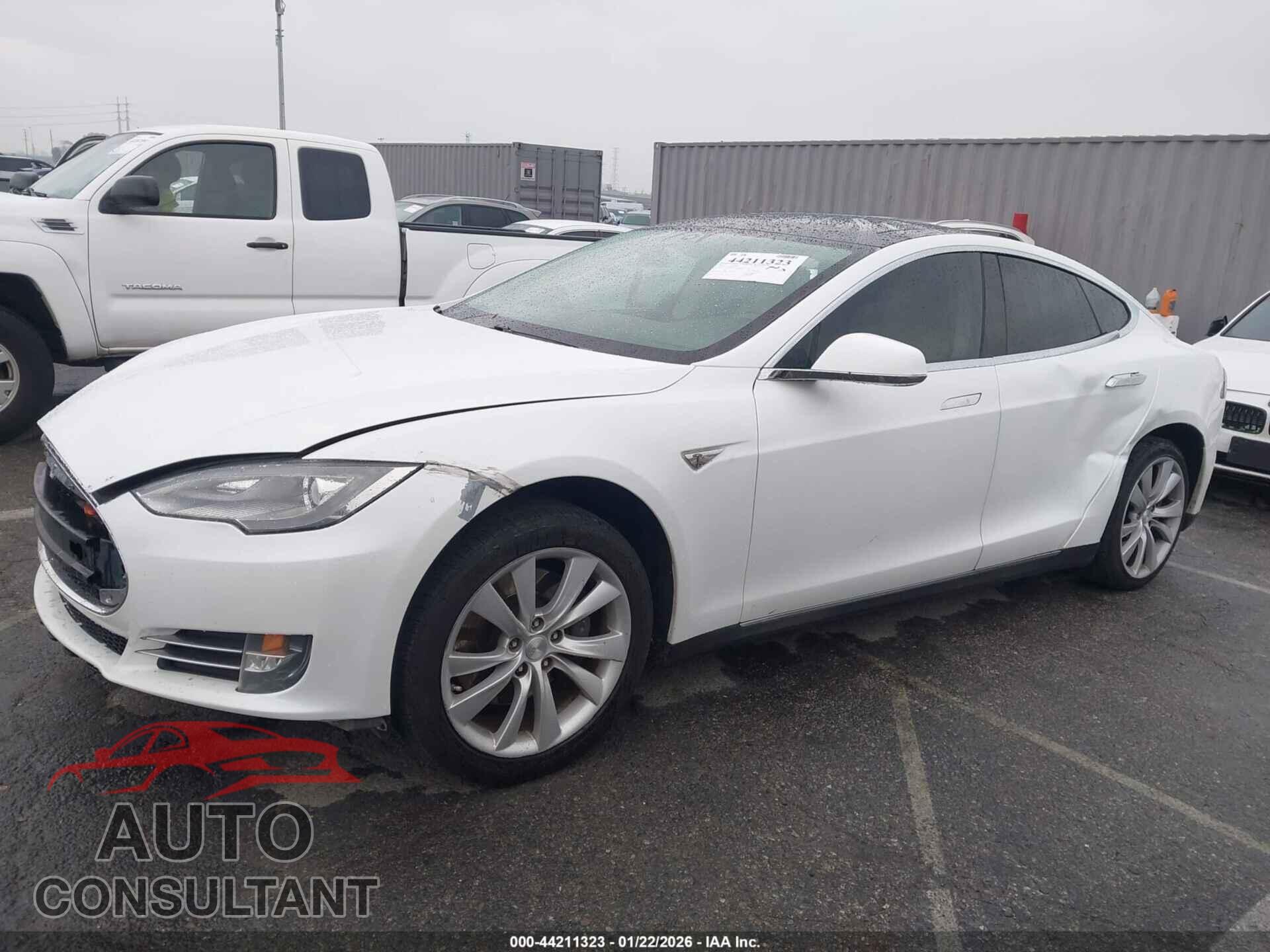 TESLA MODEL S 2014 - 5YJSA1H19EFP32693