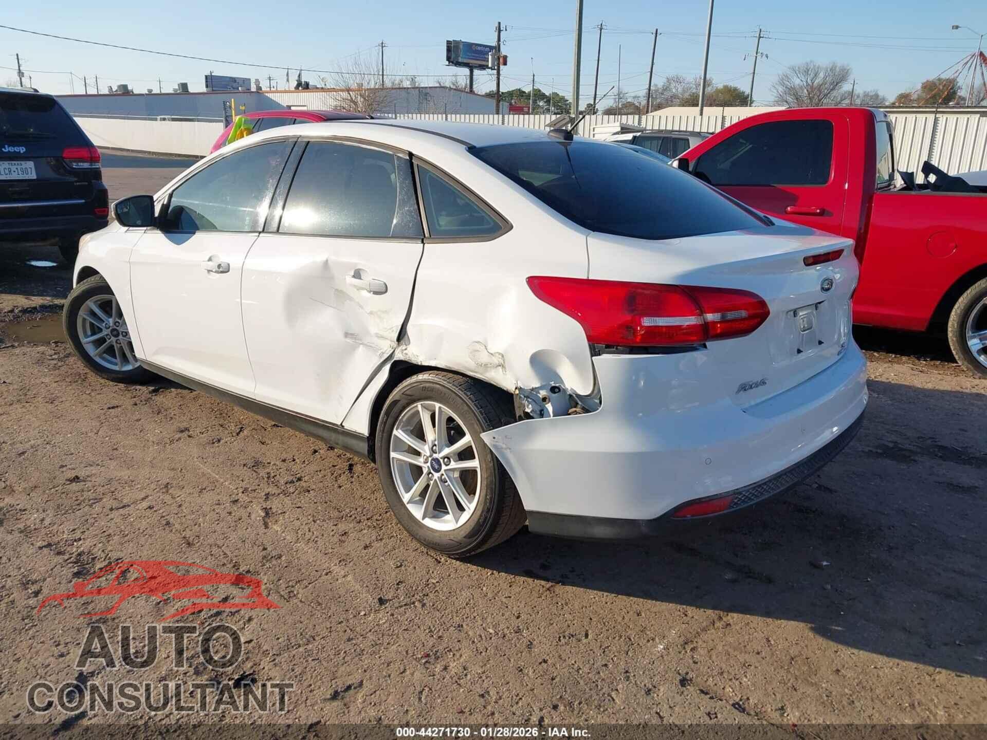 FORD FOCUS 2016 - 1FADP3F20GL351092