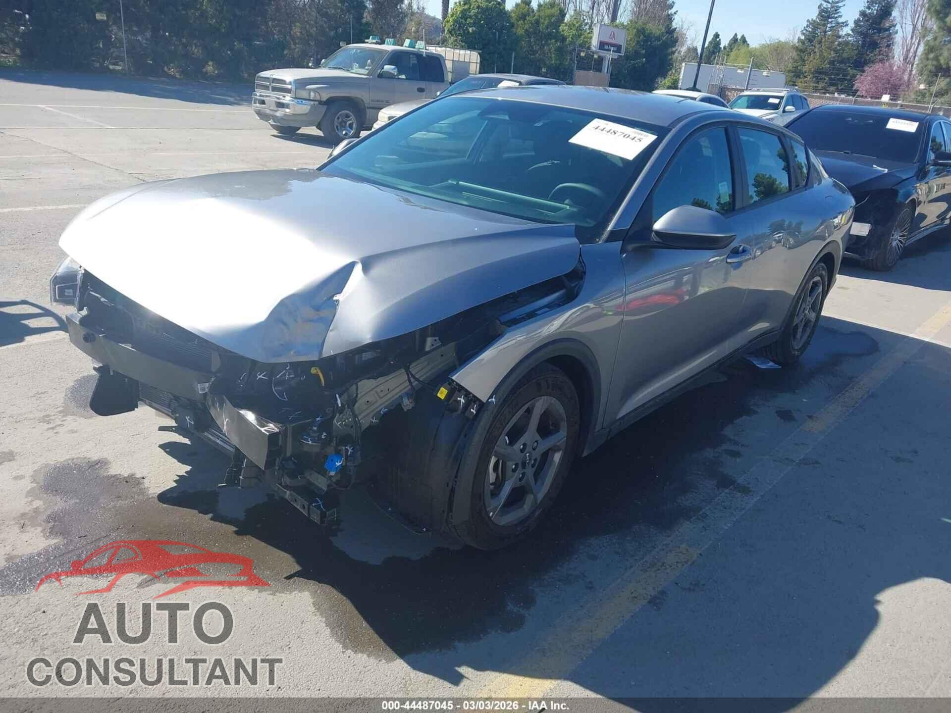KIA K4 2025 - 3KPFT4DE2SE010442