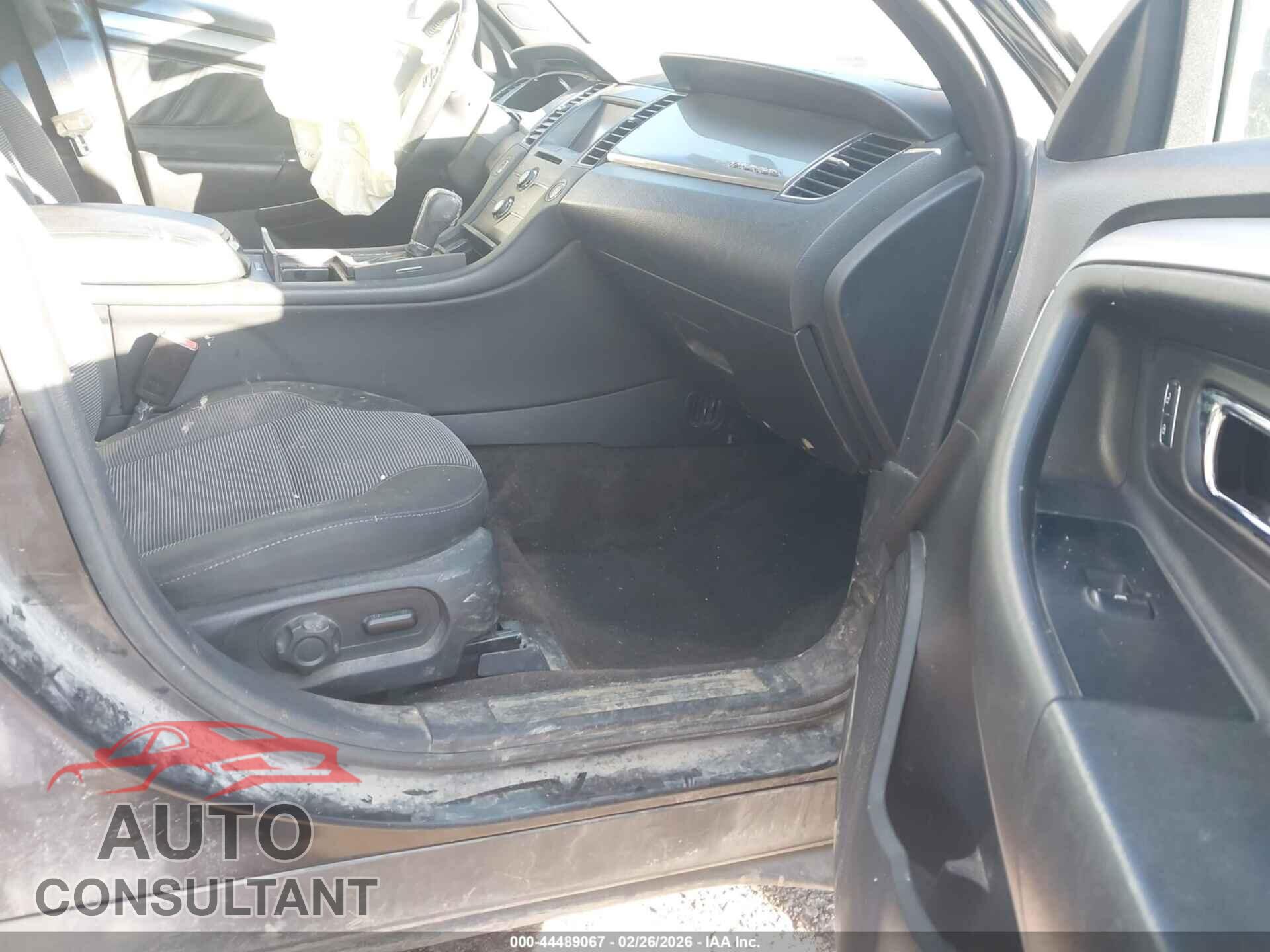 FORD TAURUS 2013 - 1FAHP2E81DG166412
