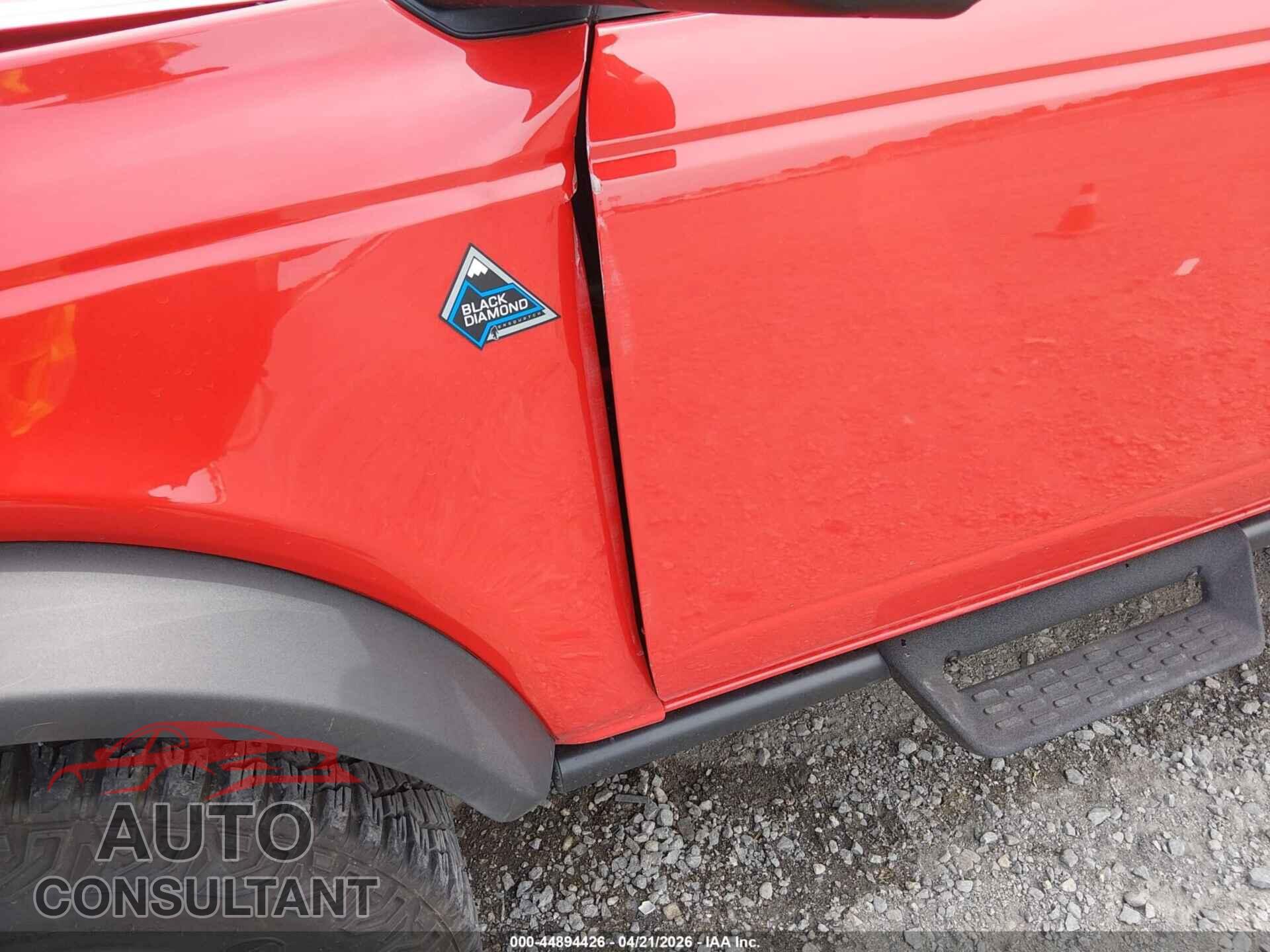 FORD BRONCO 2023 - 1FMEE5DP0PLB96568