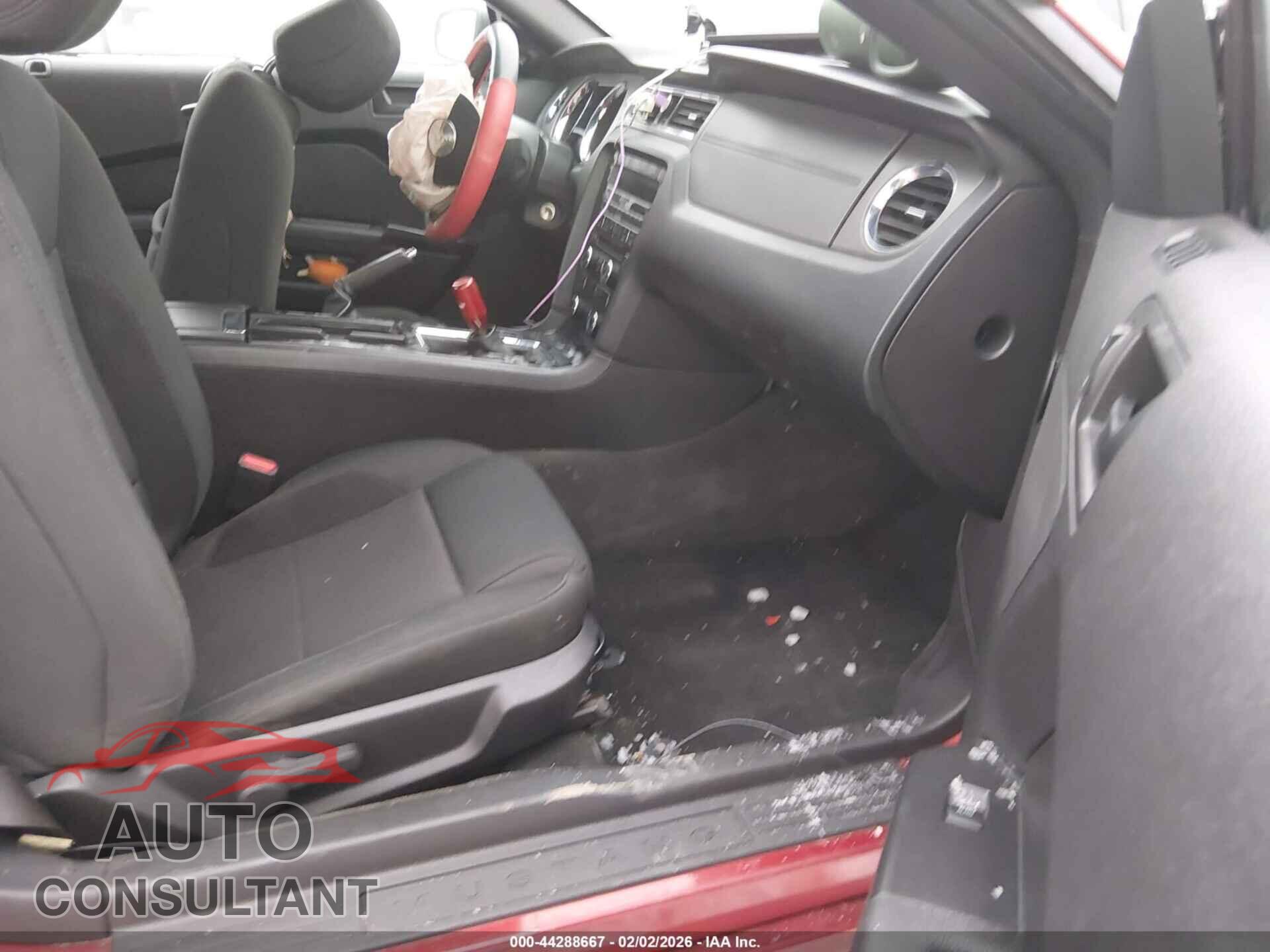 FORD MUSTANG 2014 - 1ZVBP8AM2E5325230