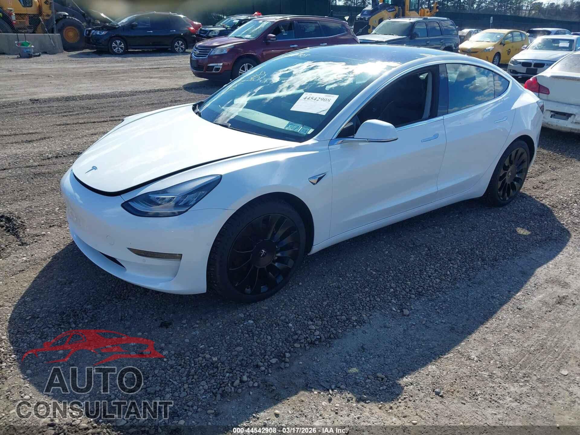TESLA MODEL 3 2018 - 5YJ3E1EBXJF088959