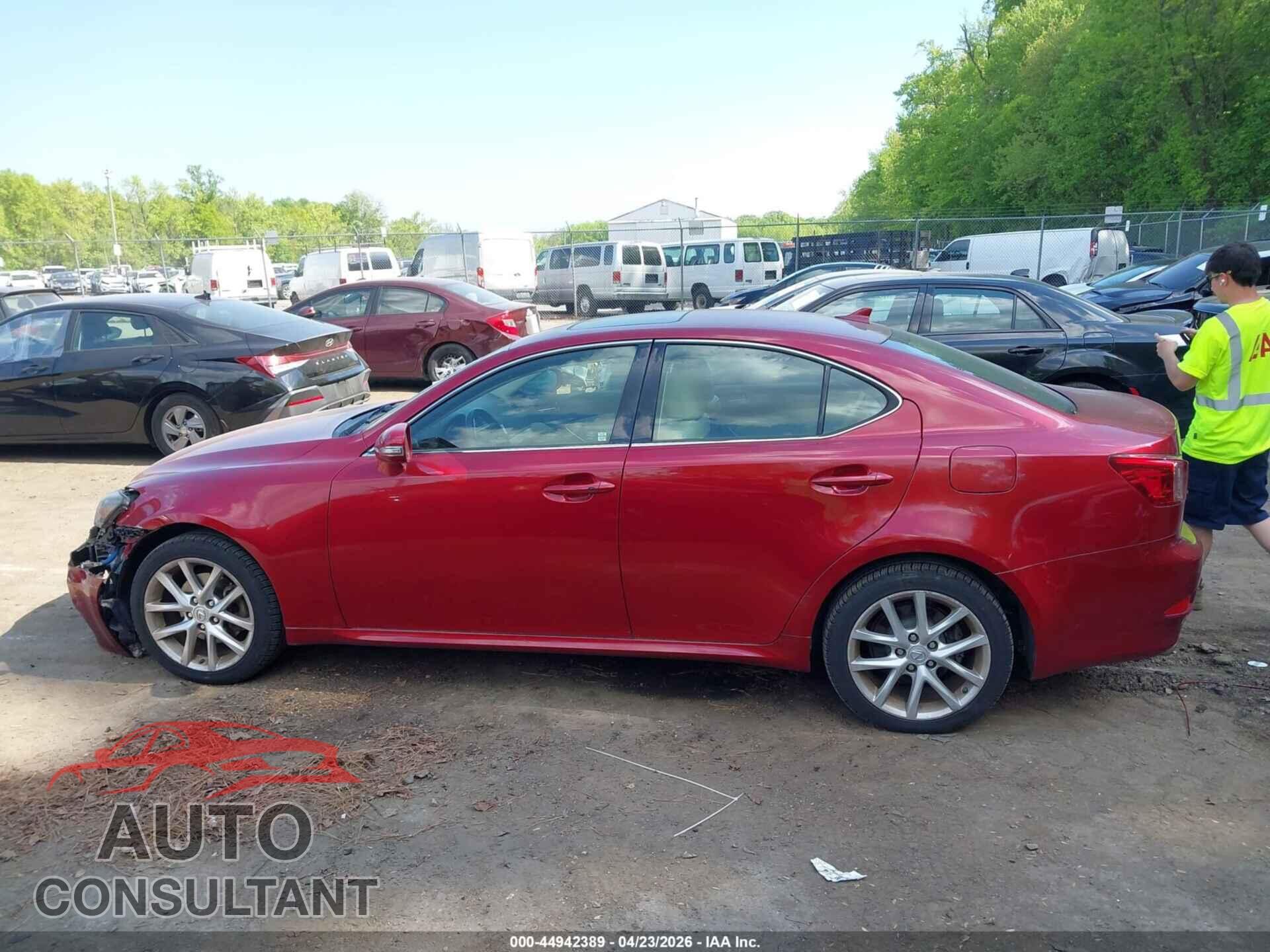 LEXUS IS 250 2013 - JTHCF5C23D5063901