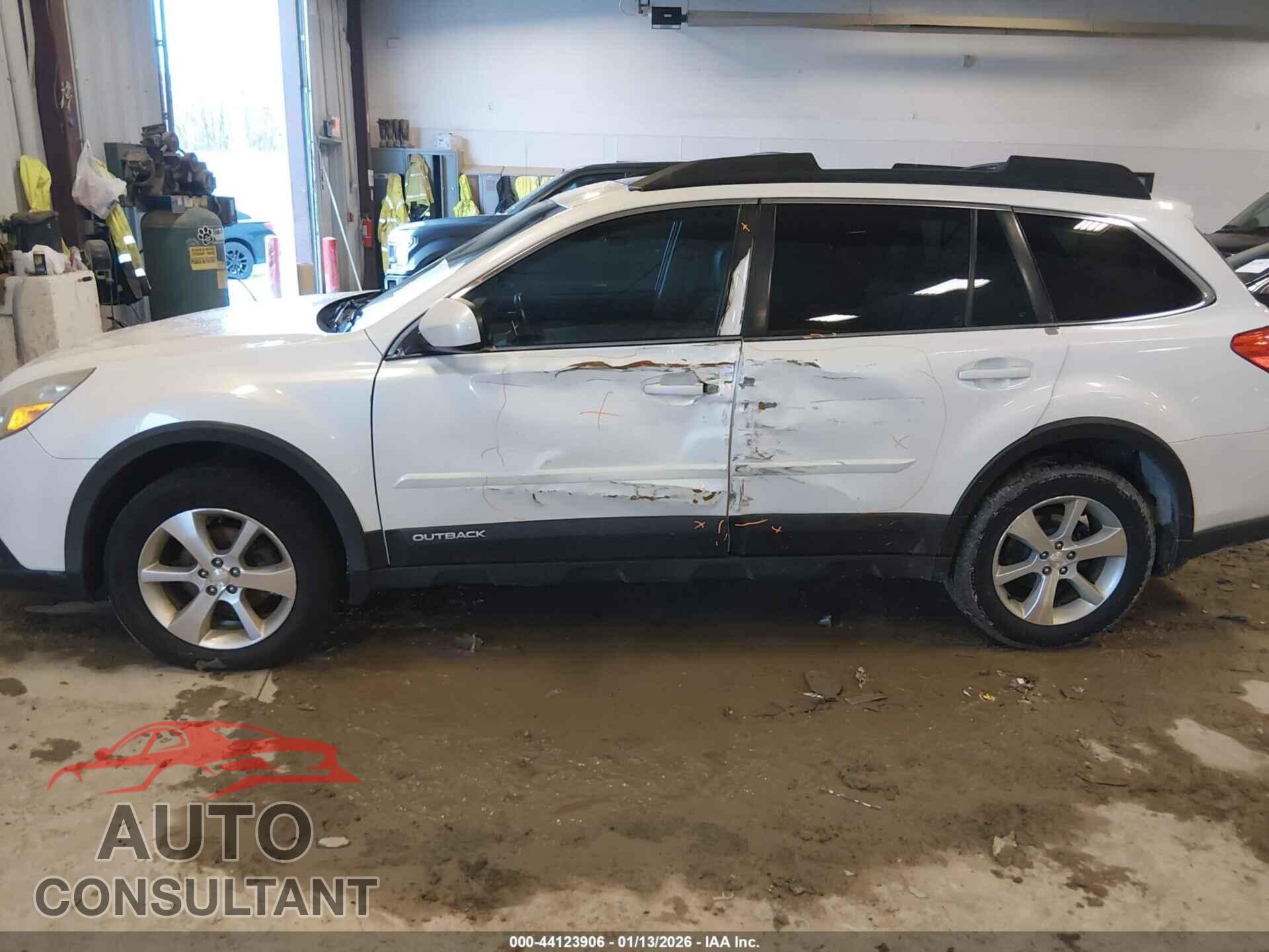 SUBARU OUTBACK 2013 - 4S4BRBPC0D3241230