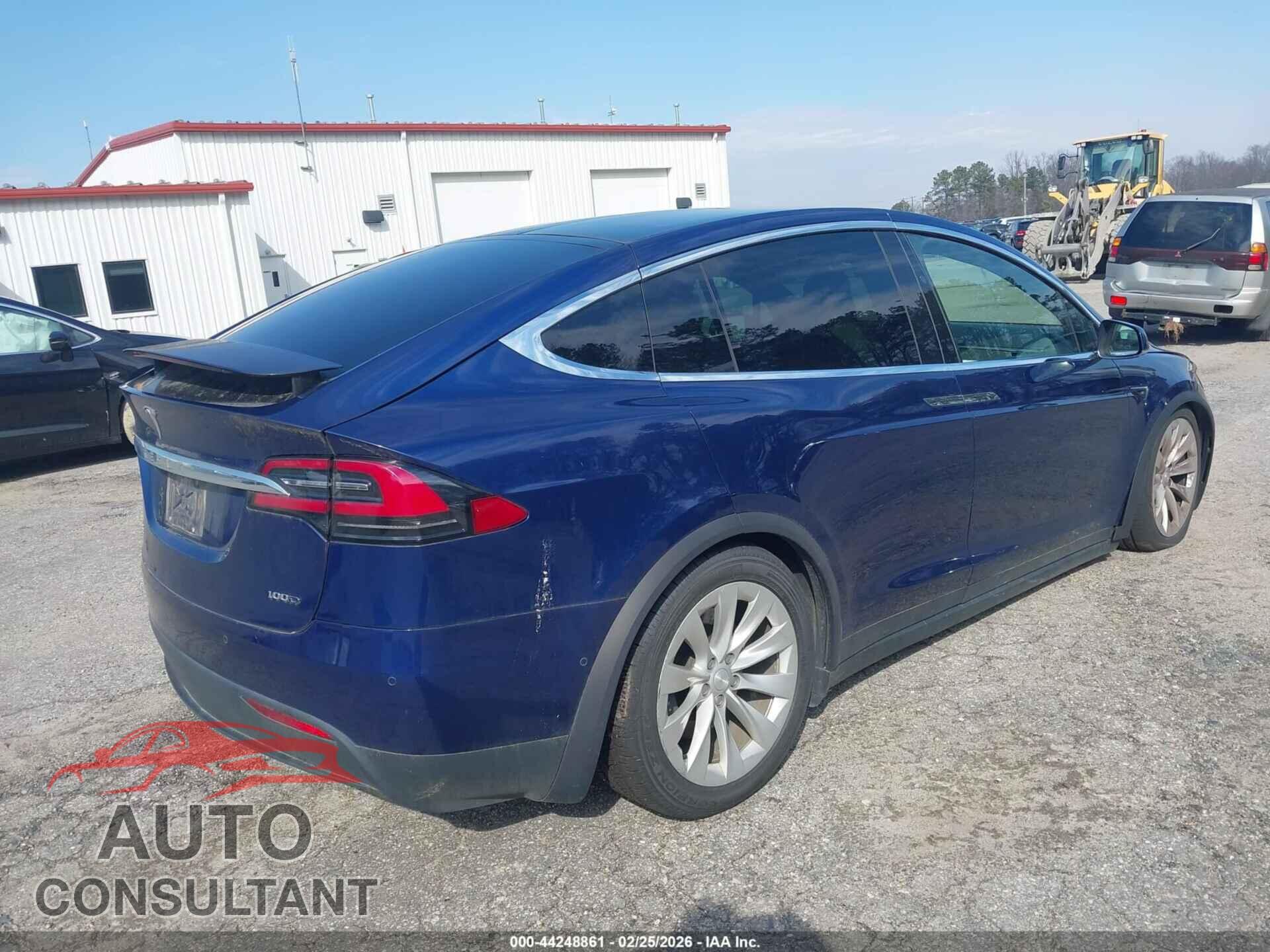 TESLA MODEL X 2017 - 5YJXCBE24HF077074