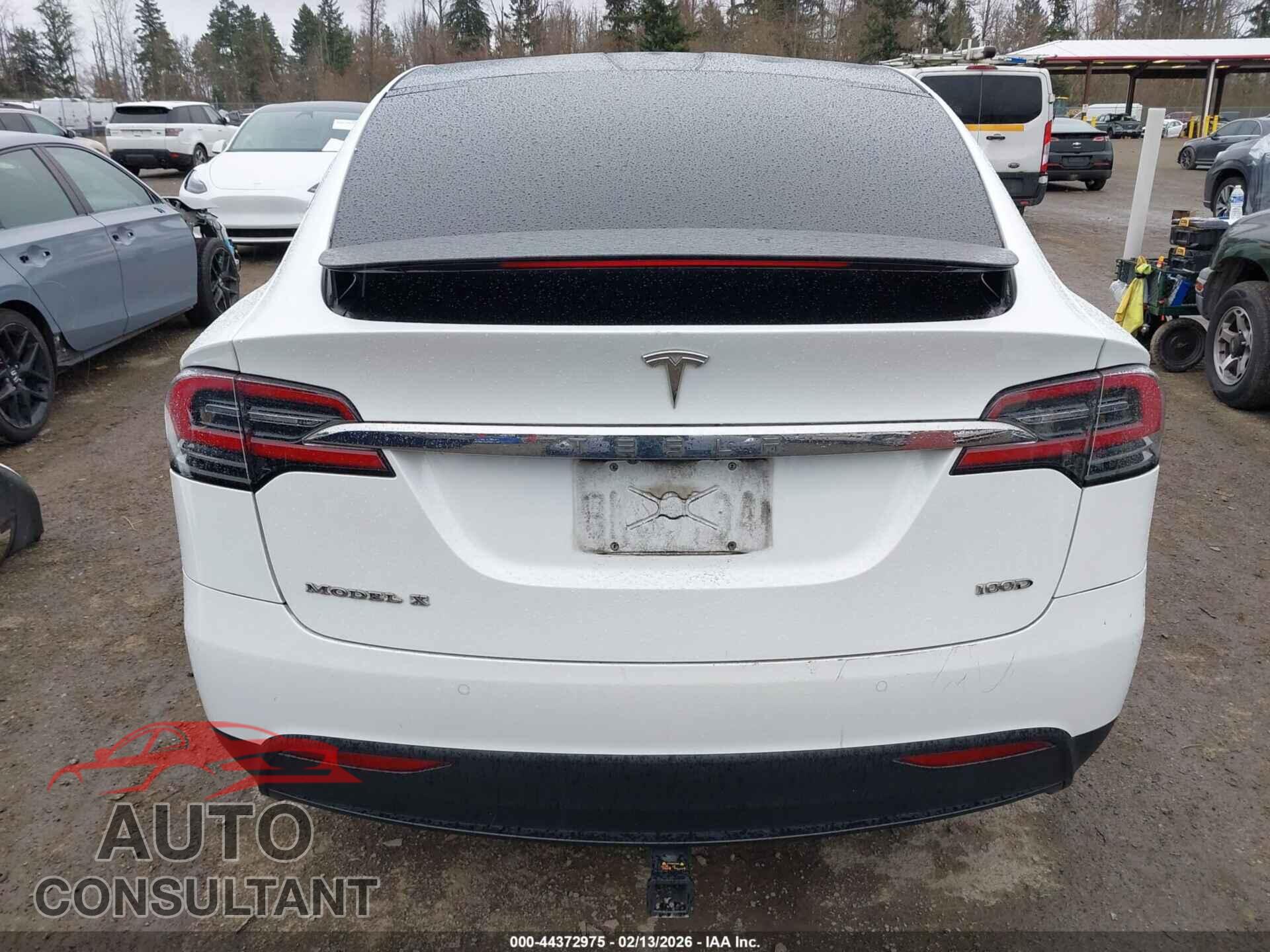 TESLA MODEL X 2018 - 5YJXCBE20JF100033