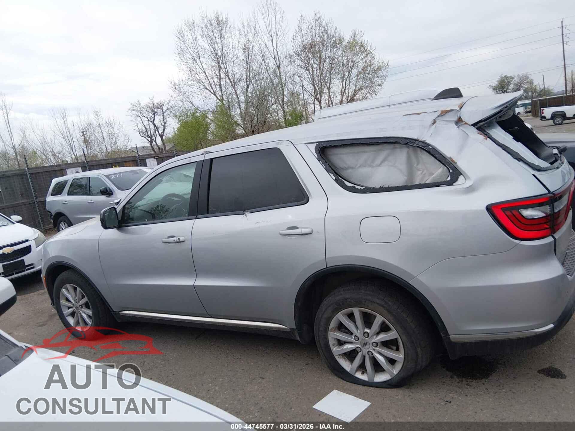 DODGE DURANGO 2023 - 1C4SDJFT2PC617946