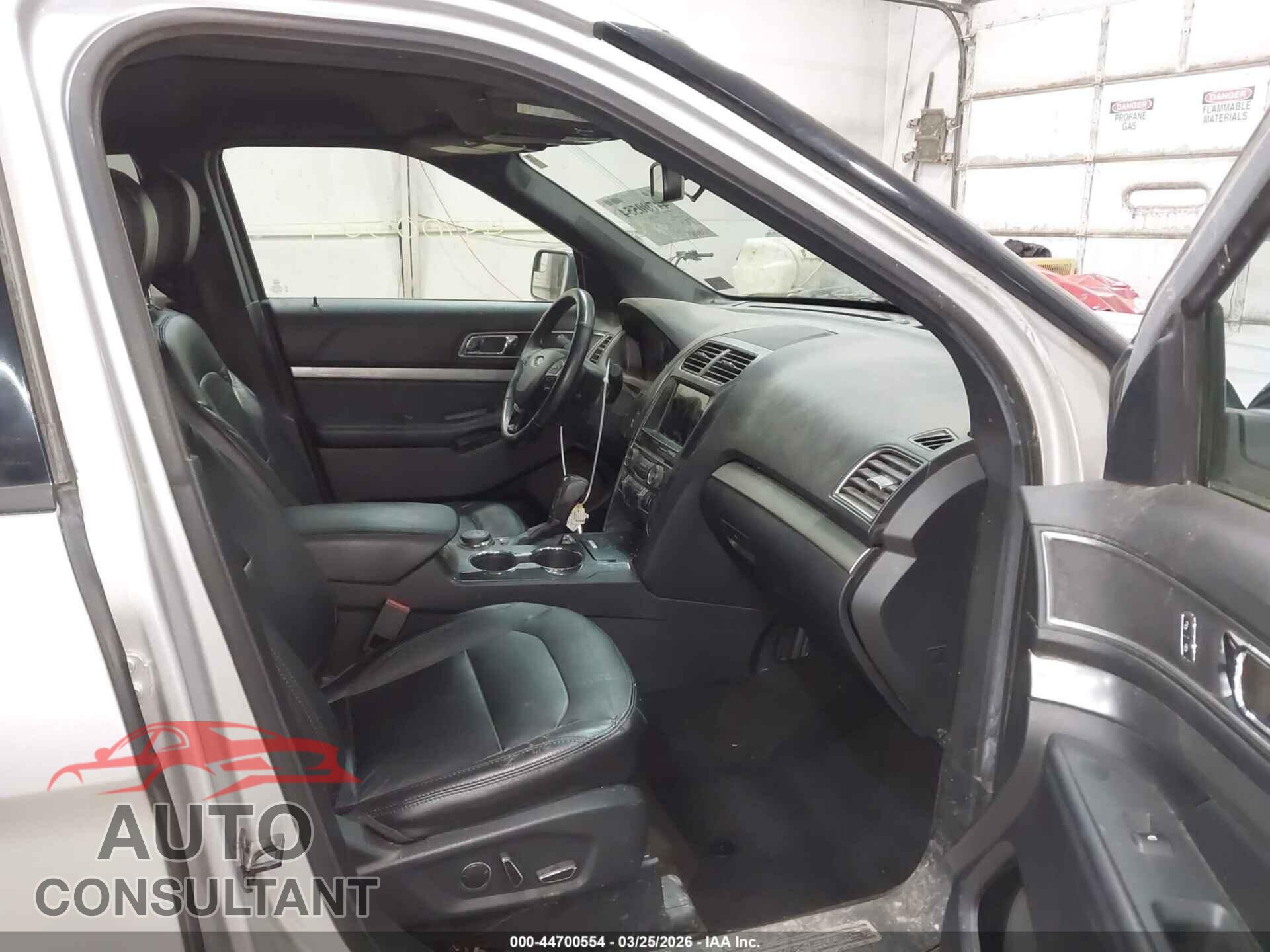 FORD EXPLORER 2018 - 1FM5K8D87JGB63926