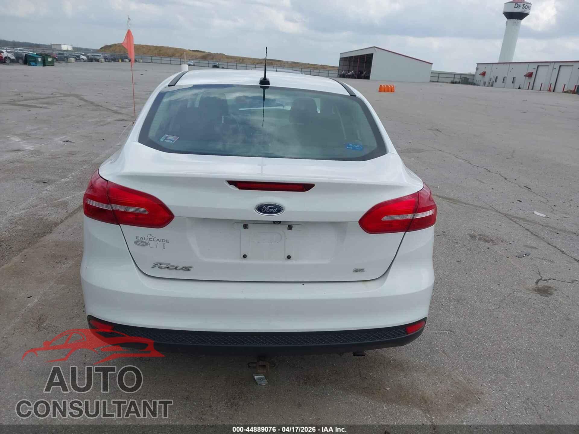 FORD FOCUS 2017 - 1FADP3F2XHL284633