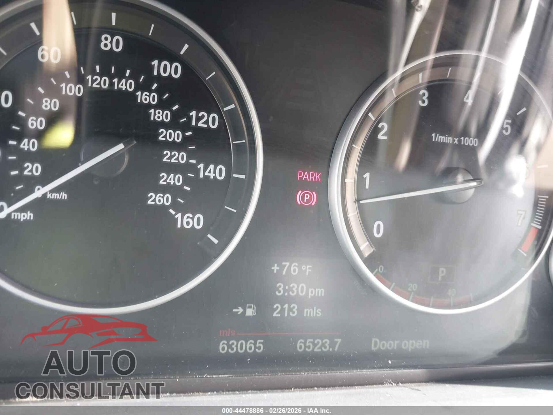 BMW 528I 2011 - WBAFR1C56BDS35654