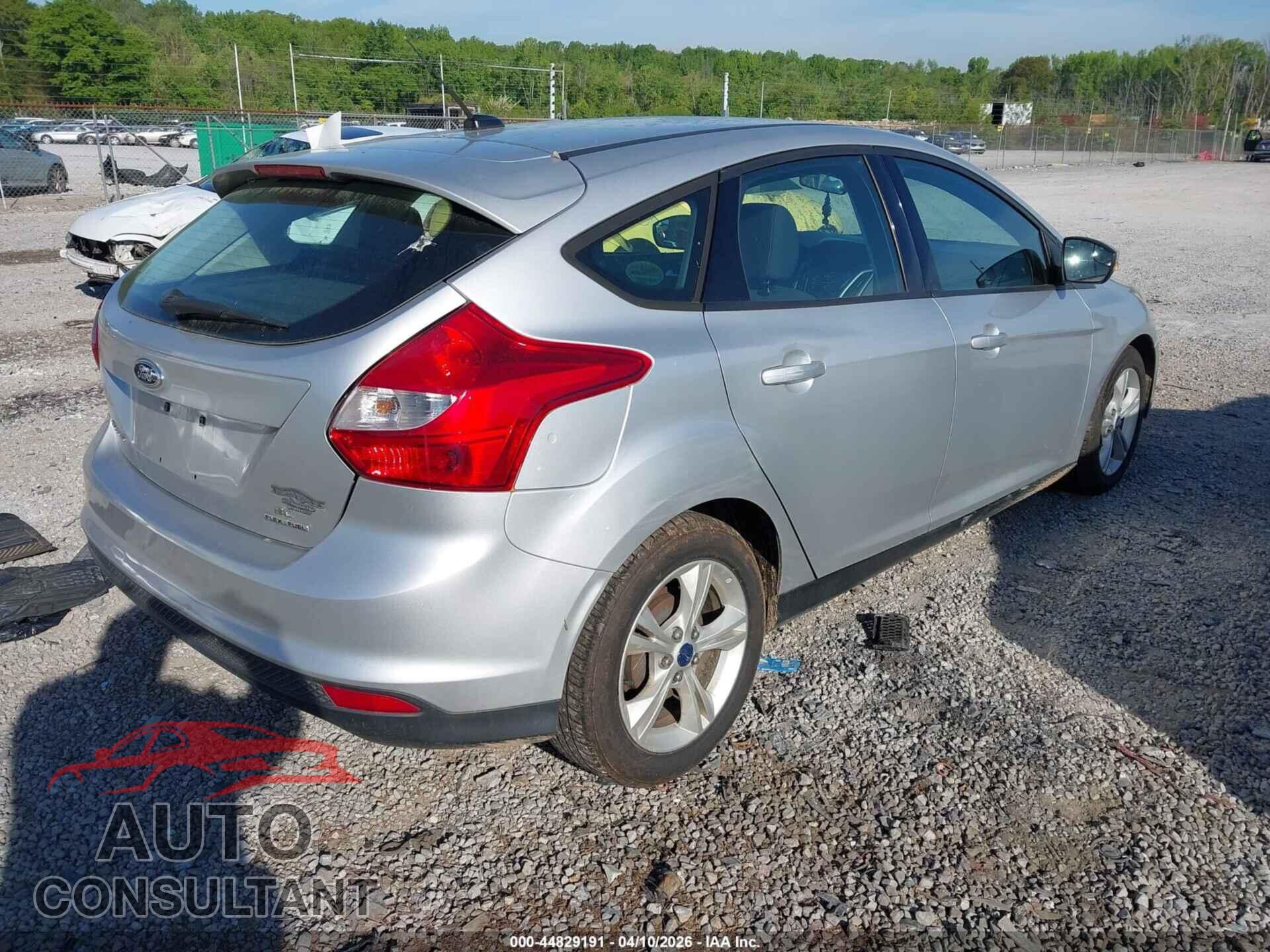 FORD FOCUS 2014 - 1FADP3K28EL422008