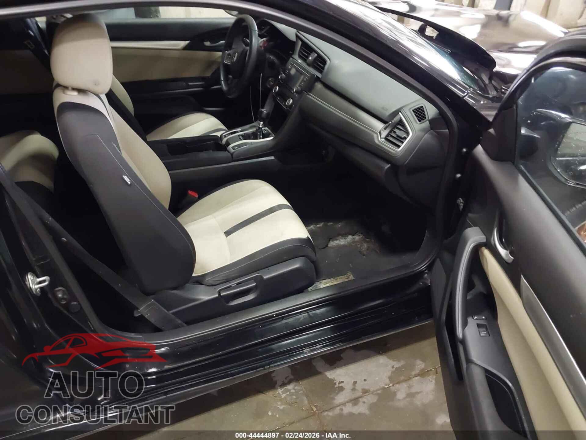 HONDA CIVIC 2018 - 2HGFC4A52JH302018