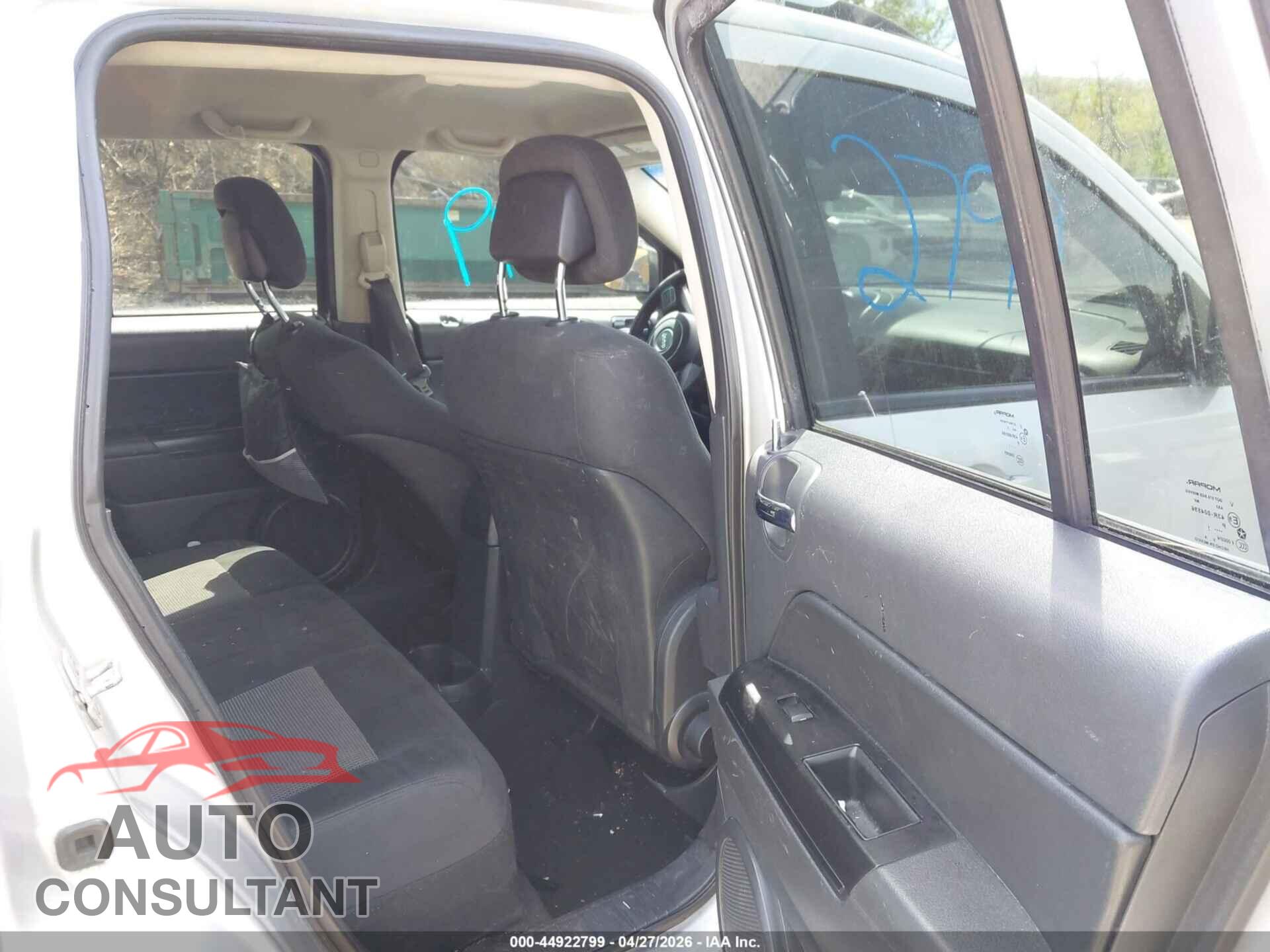 JEEP COMPASS 2011 - 1J4NF1FB6BD197068