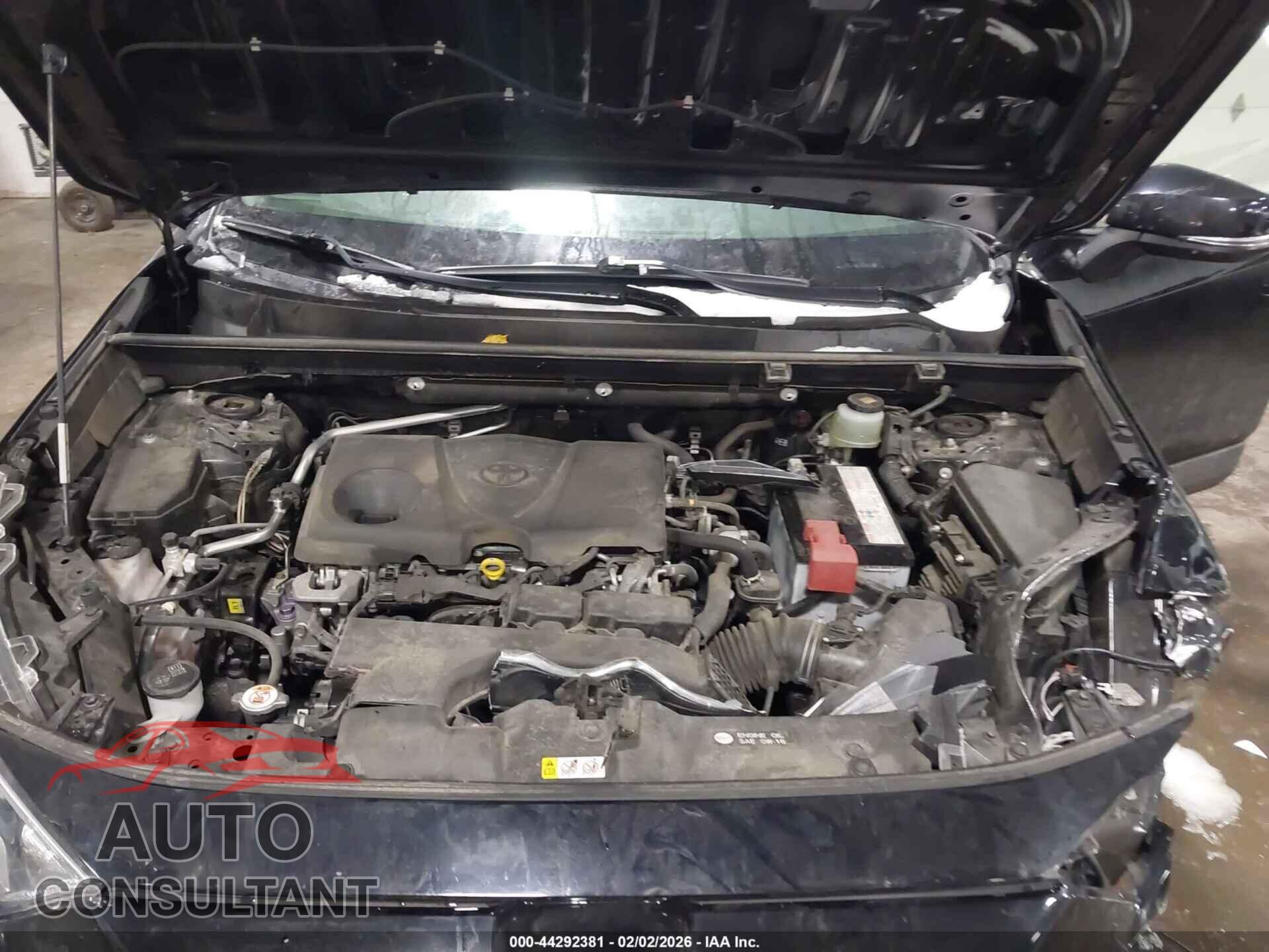 TOYOTA RAV4 2019 - JTMP1RFV6KJ005204