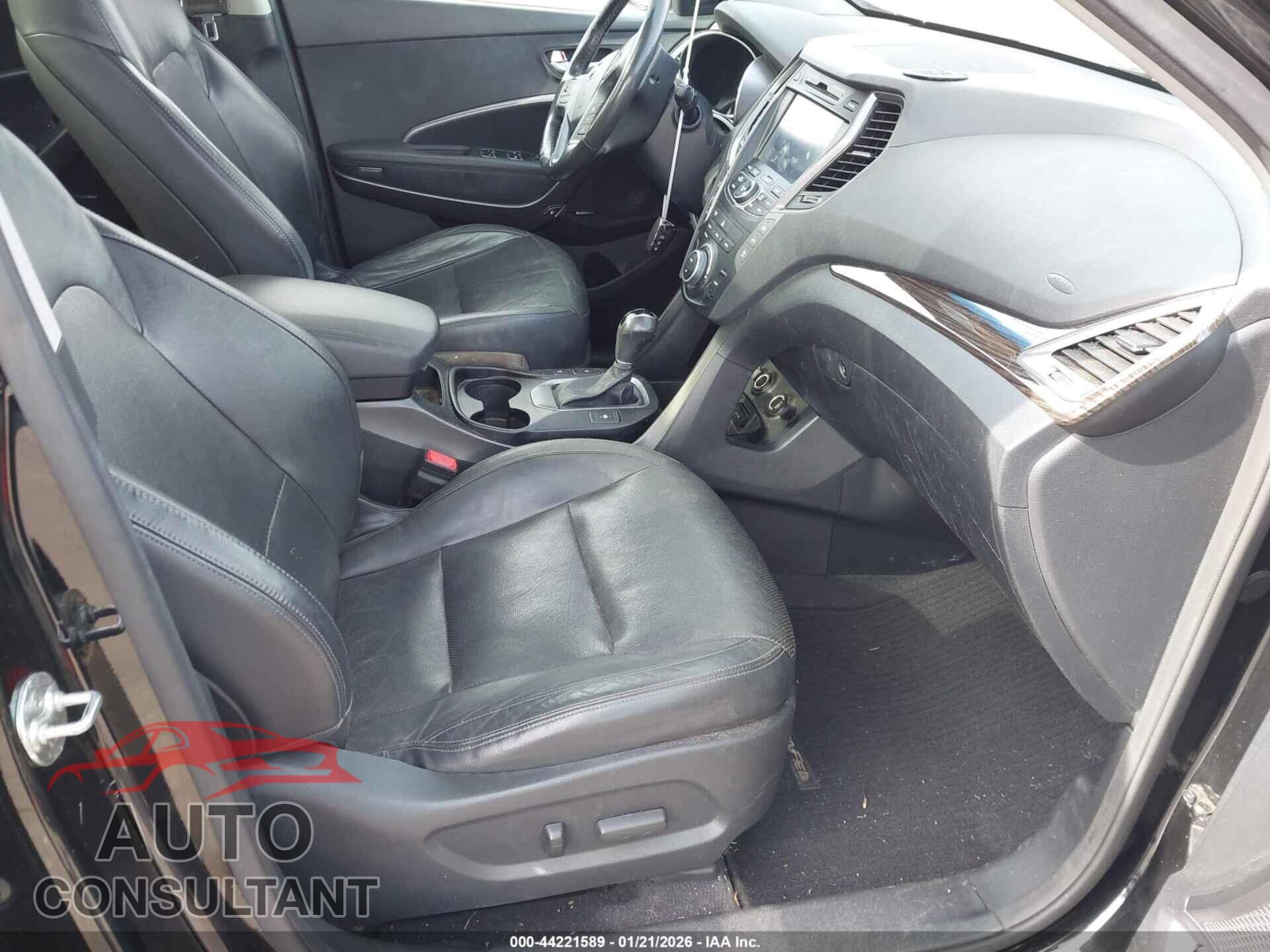 HYUNDAI SANTA FE 2015 - KM8SR4HF2FU128915