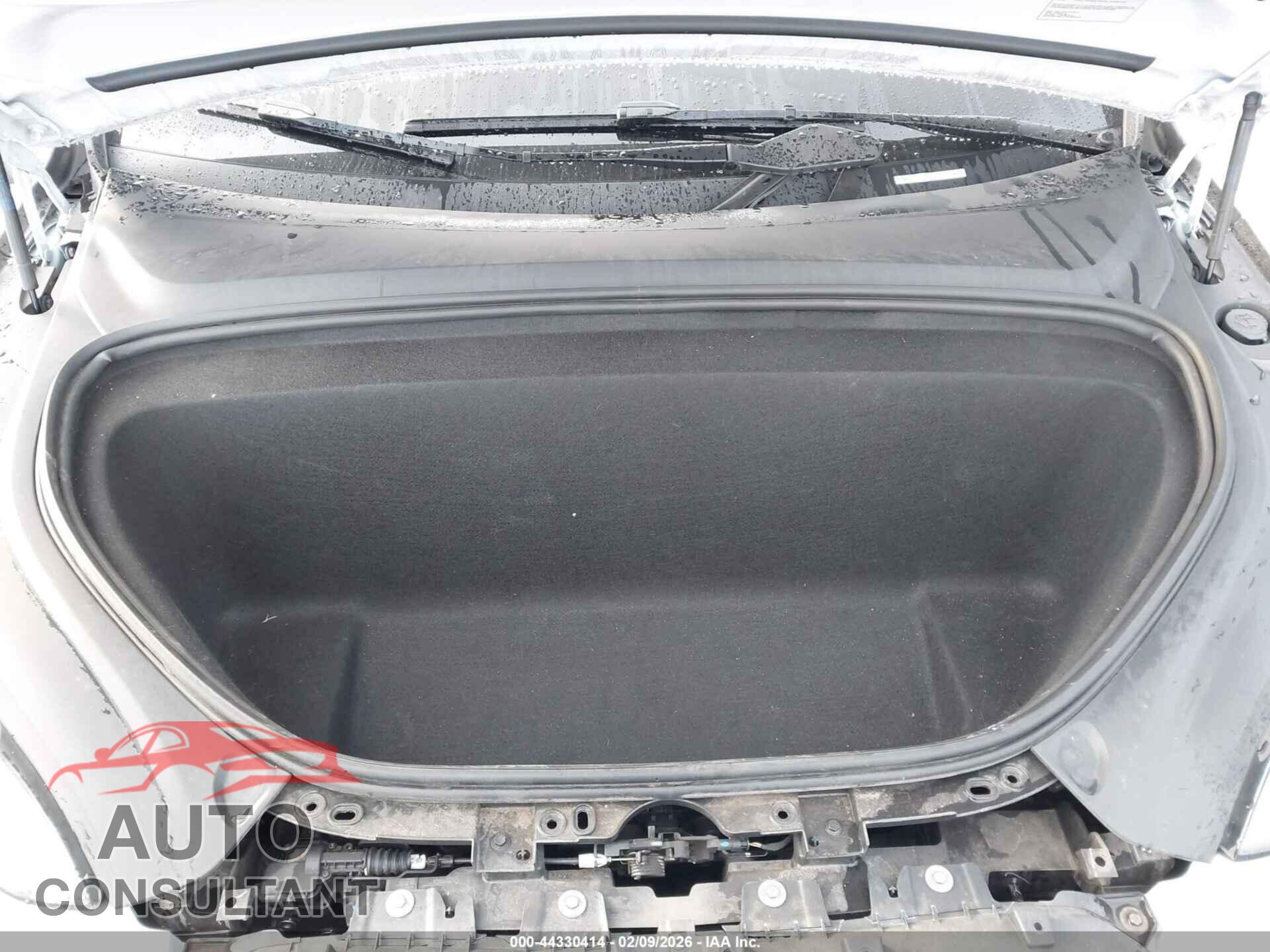 TESLA MODEL X 2023 - 7SAXCAE5XPF365297
