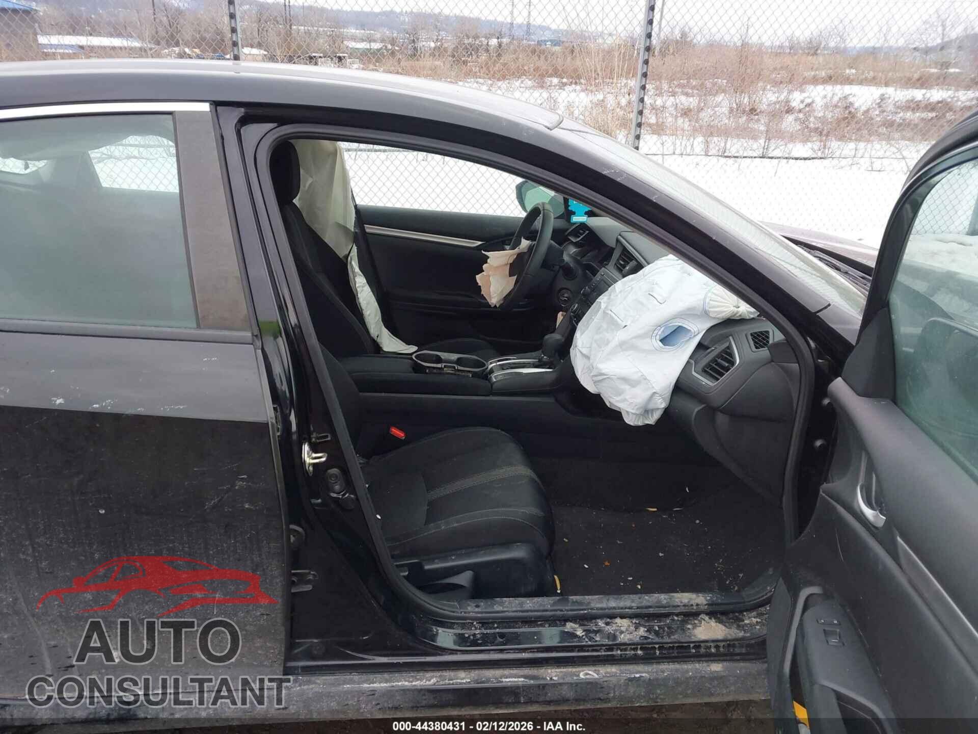 HONDA CIVIC 2017 - 2HGFC2F59HH525678