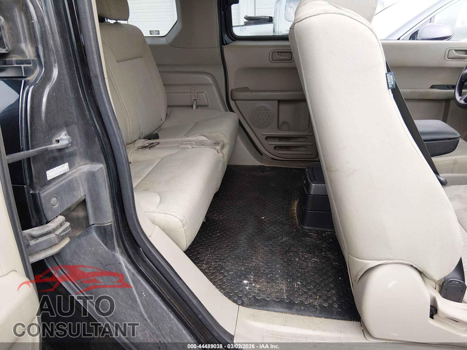 HONDA ELEMENT 2009 - 5J6YH18319L001731
