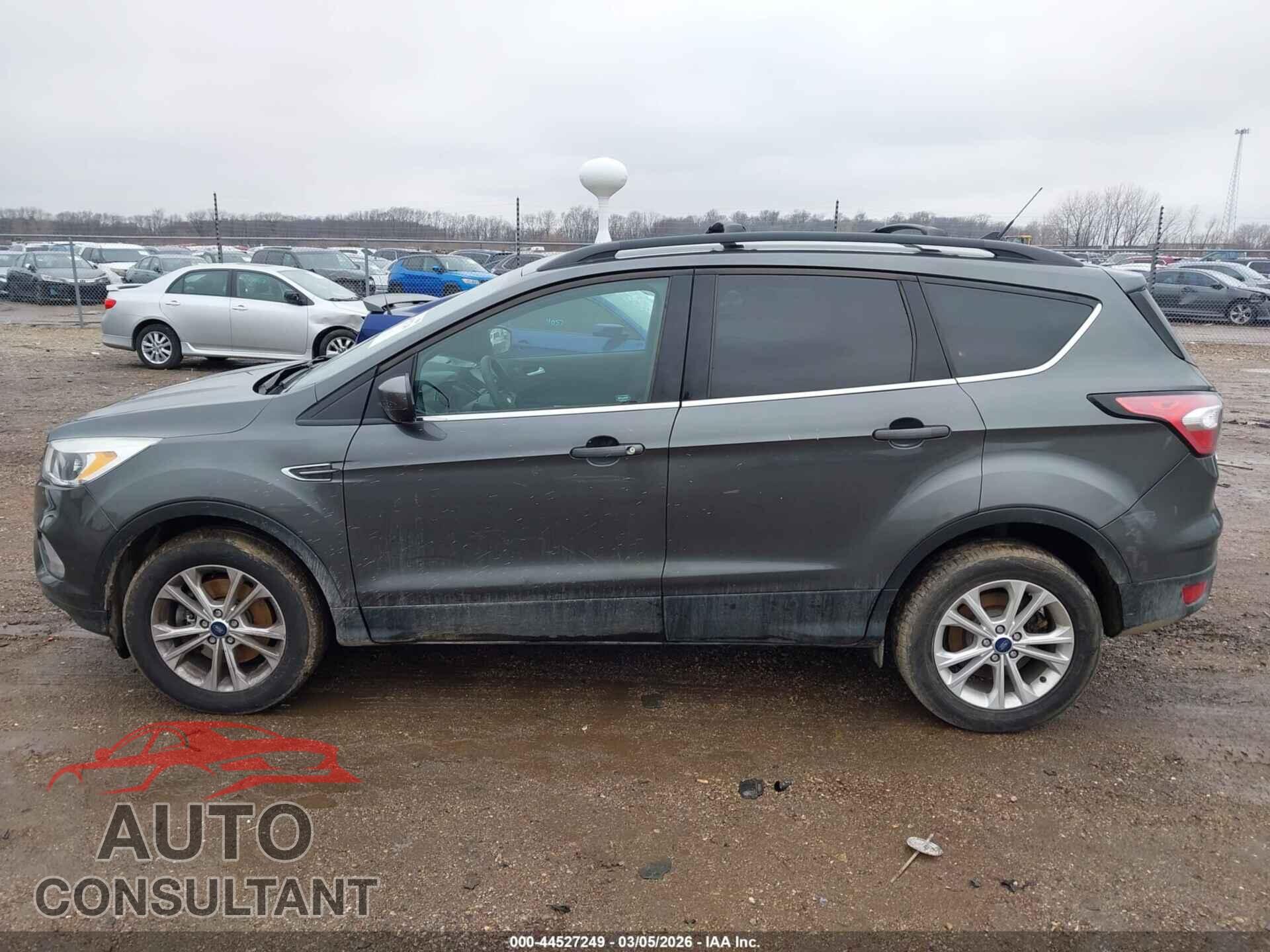 FORD ESCAPE 2018 - 1FMCU9GD8JUB52449