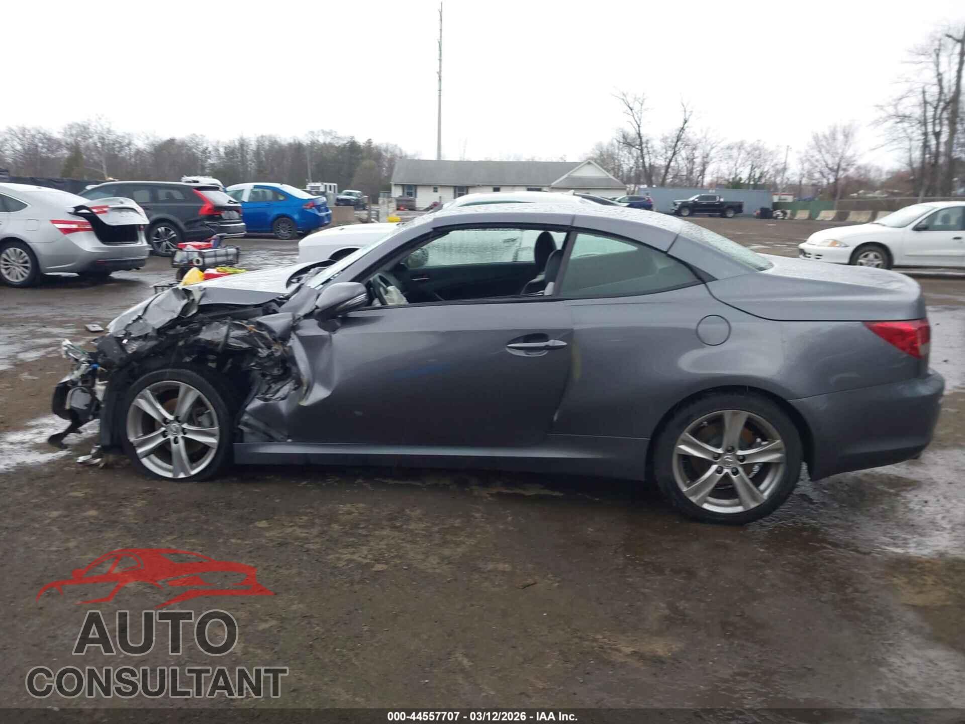 LEXUS IS 250C 2012 - JTHFF2C24C2521487