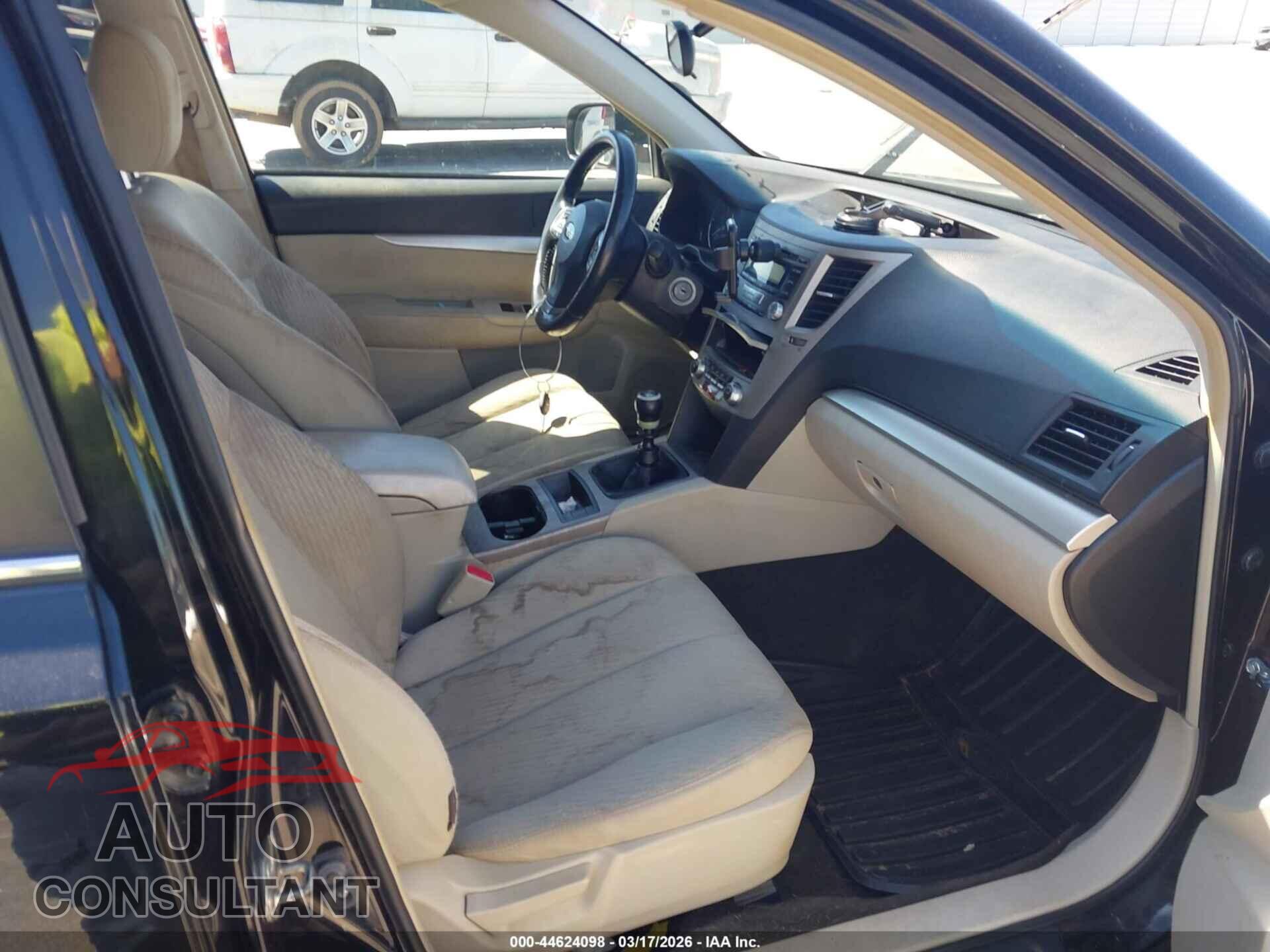 SUBARU OUTBACK 2012 - 4S4BRBBC5C1268635